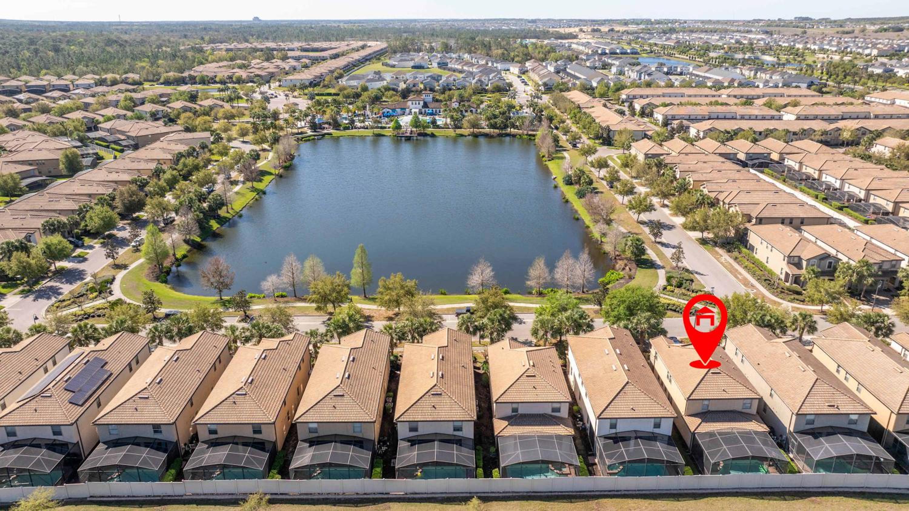 Gorgeous 5Bd w Private Pool Windsor Westside 8893