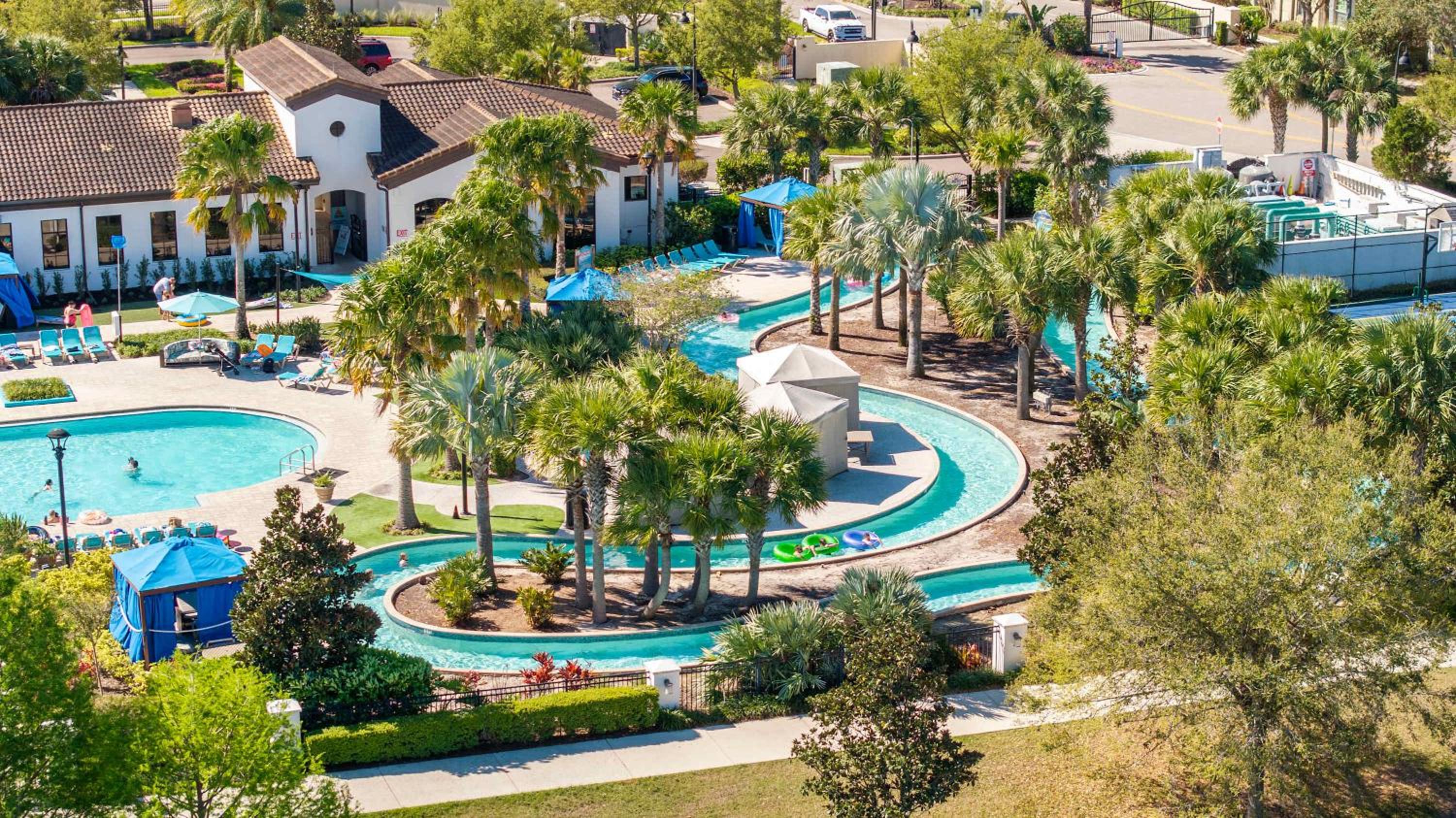 Gorgeous 5Bd w Private Pool Windsor Westside 8893