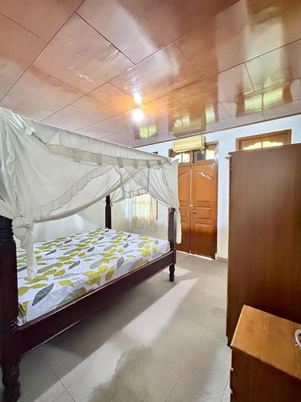 Nyoman Legian House