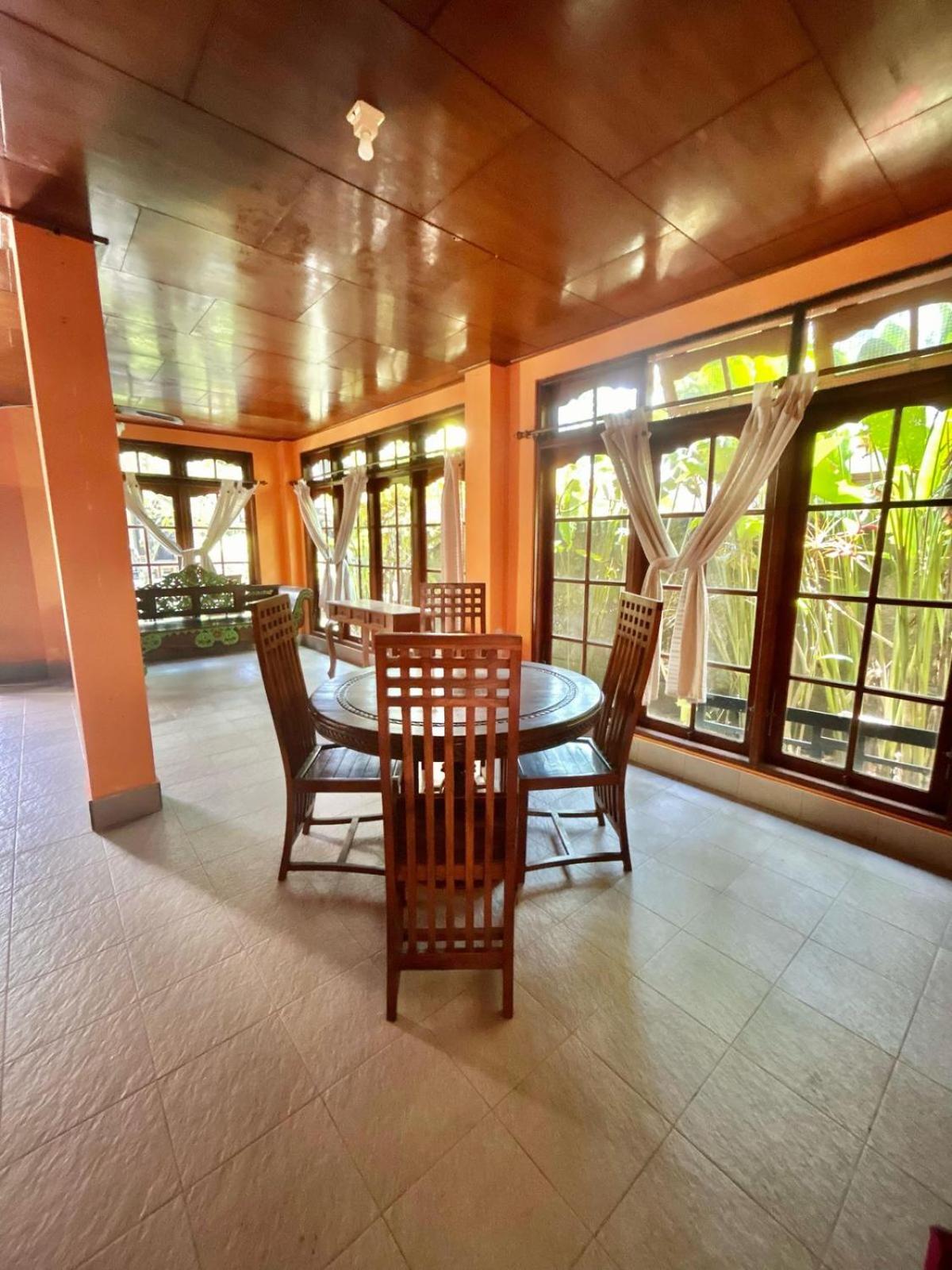 Nyoman Legian House