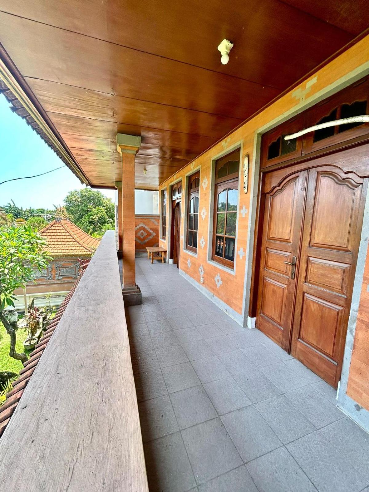 Nyoman Legian House