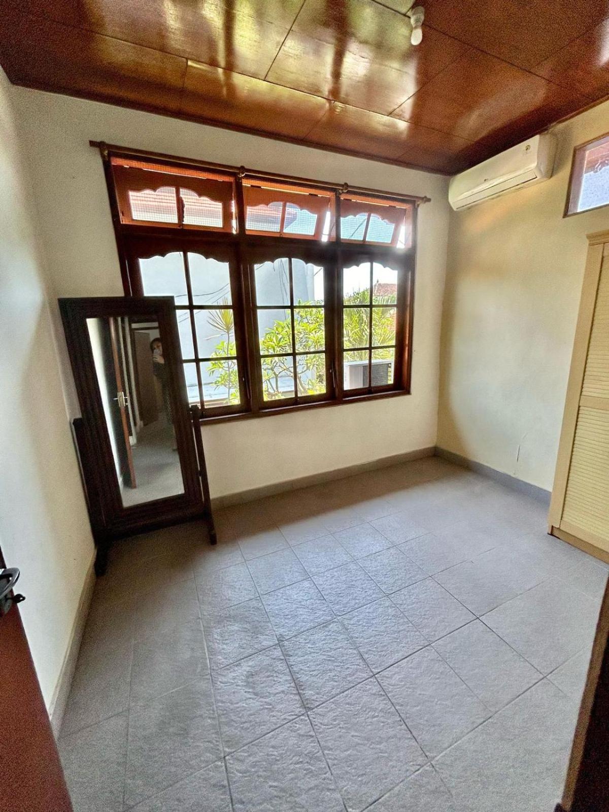 Nyoman Legian House