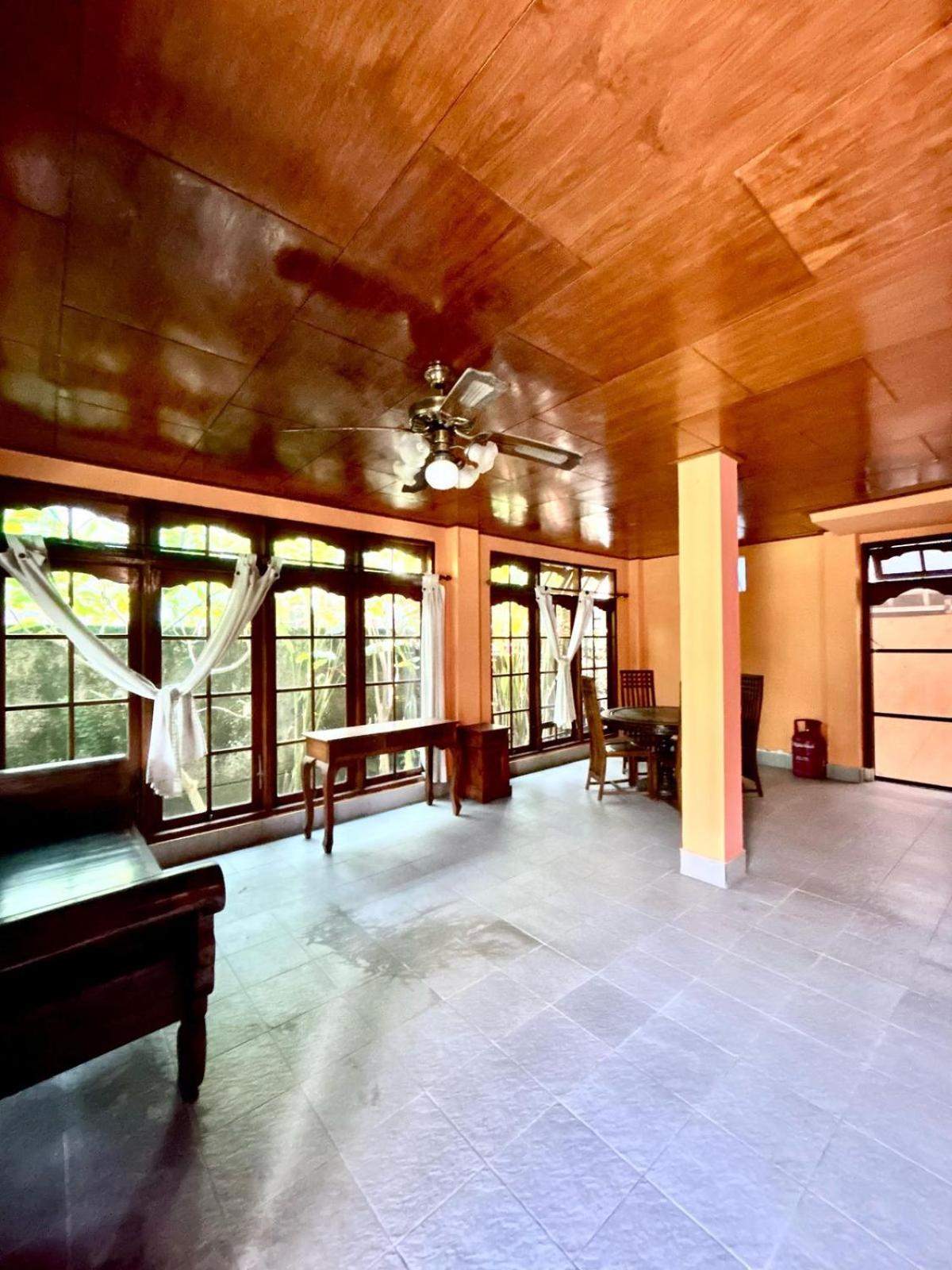 Nyoman Legian House