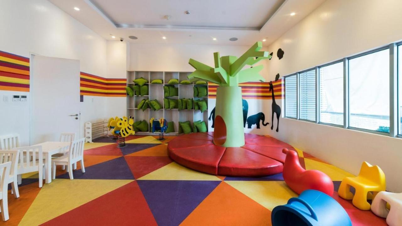 Premium 1Bedroom Condo Unit Near Airport, MOA, Casinos, SM Bicutan