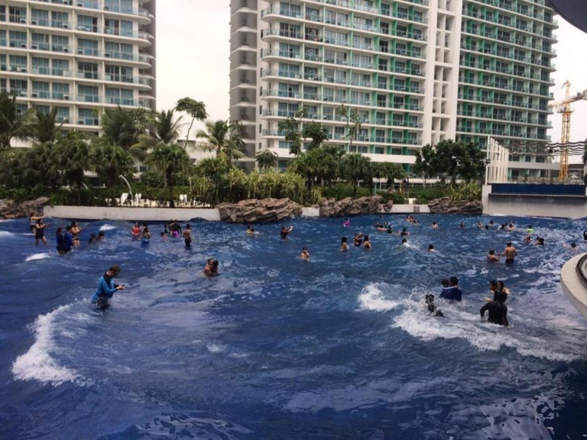 Luxury 1Bedroom Condo Unit Near Manila Airport - Azure Resort Residences