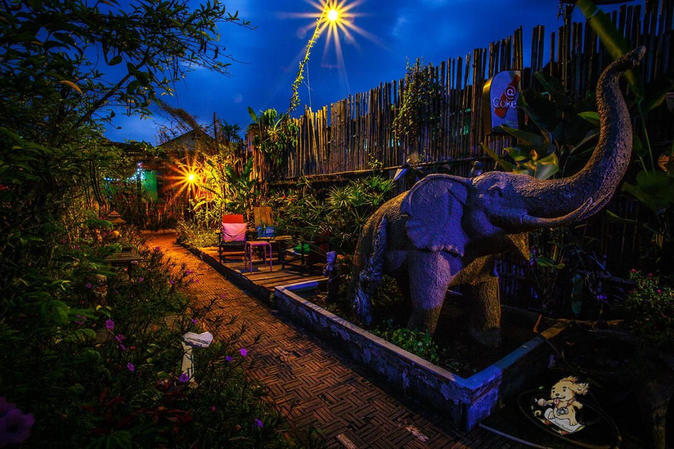 Artist's Place Trat