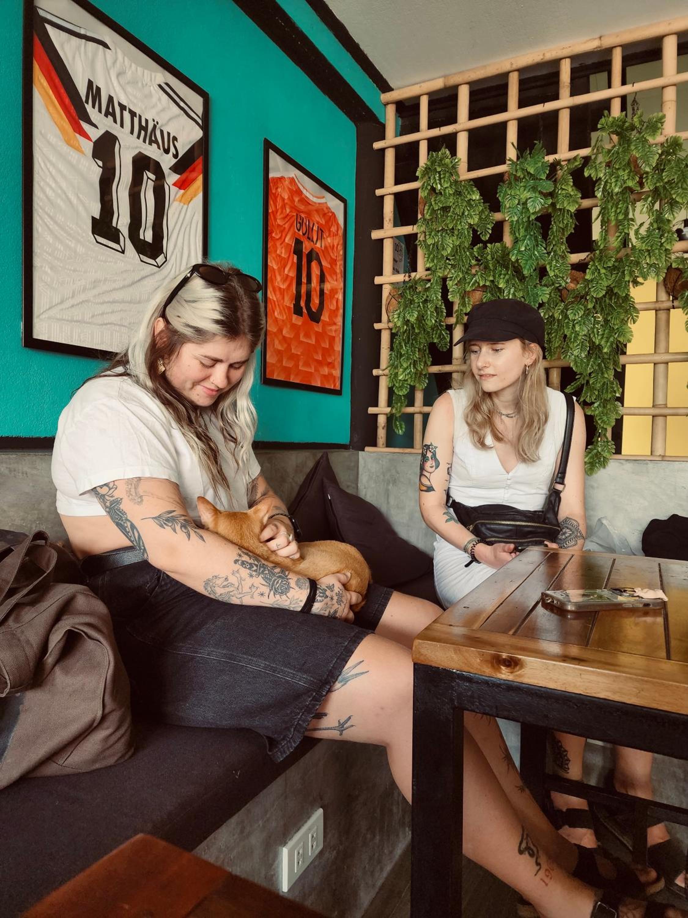 The 10 Club Hostel