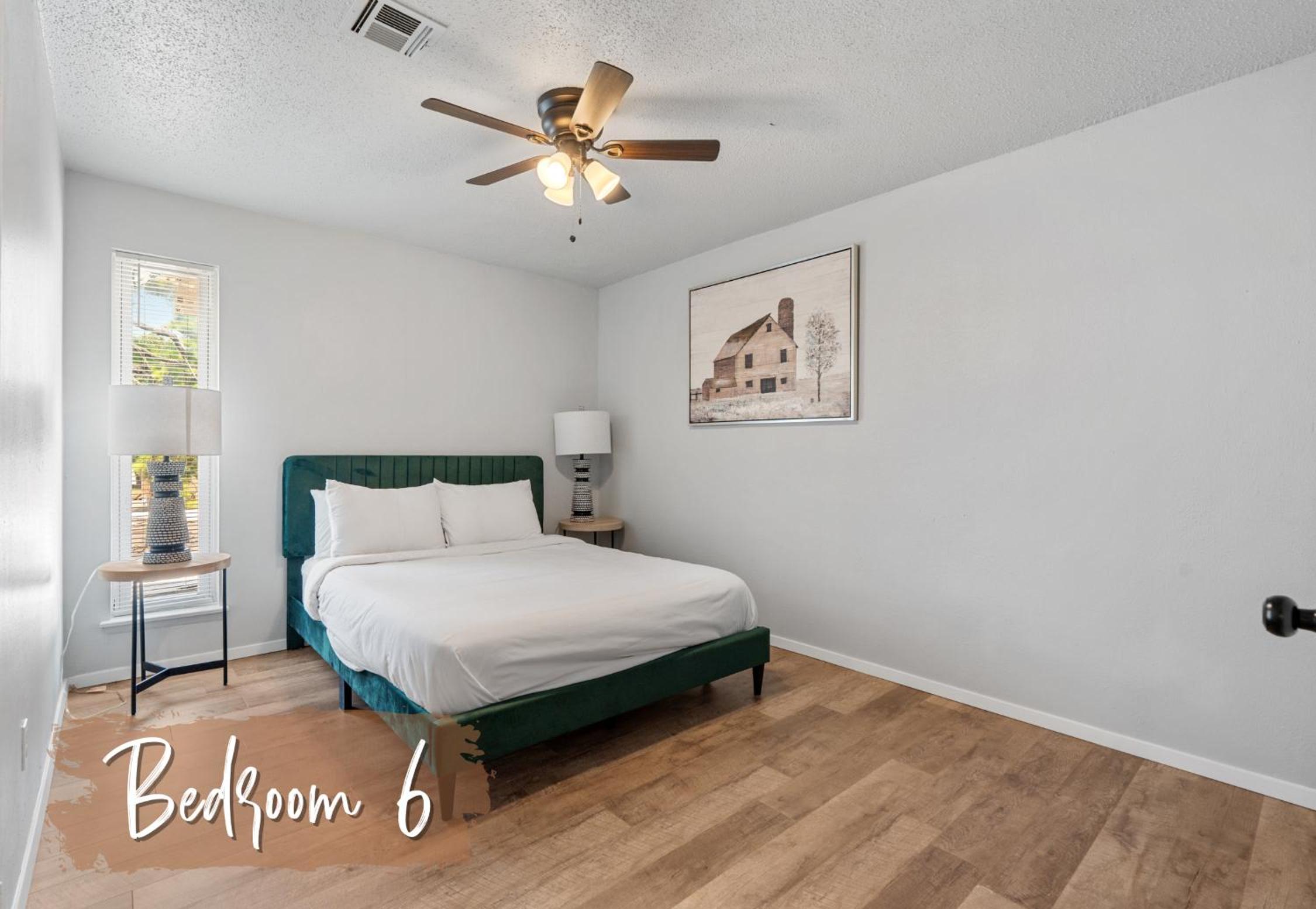 8BR Home Kitchen Laundry Sleeps 12 #08