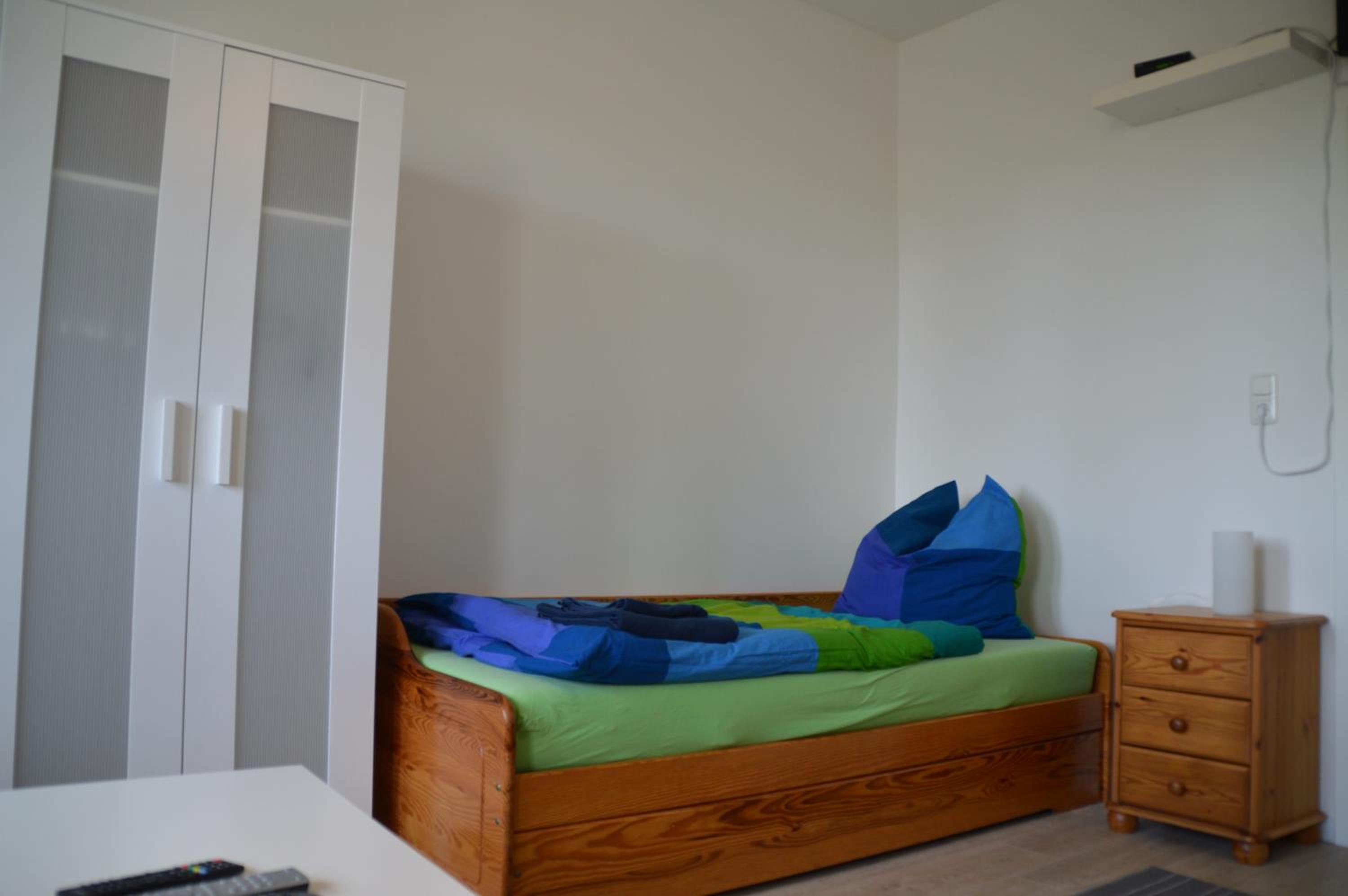 have-a-nice-Stay - Monteurunterkunft - Einzelbetten - Bad - Küche - Parkplatz