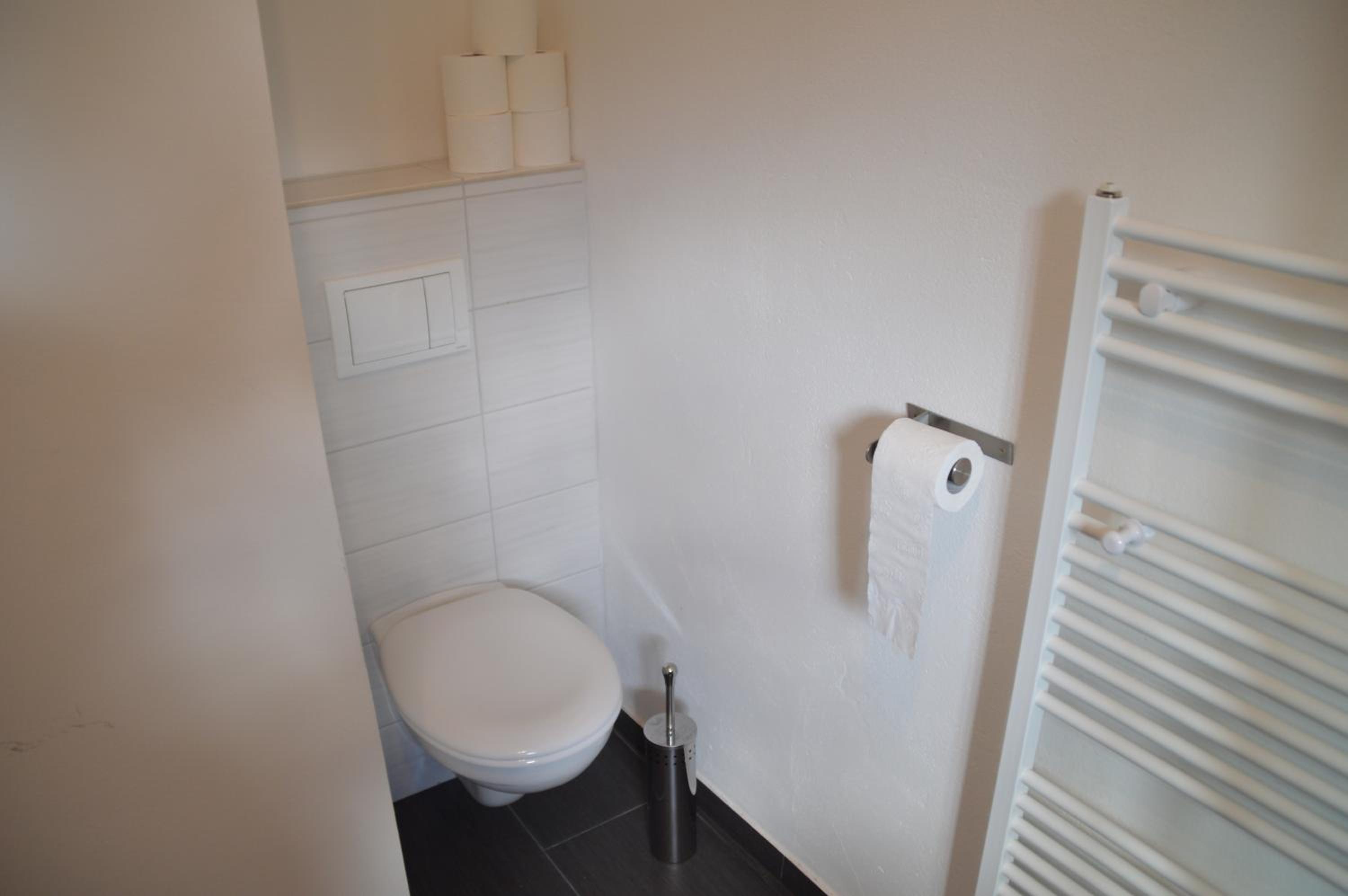 have-a-nice-Stay - Monteurunterkunft - Einzelbetten - Bad - Küche - Parkplatz