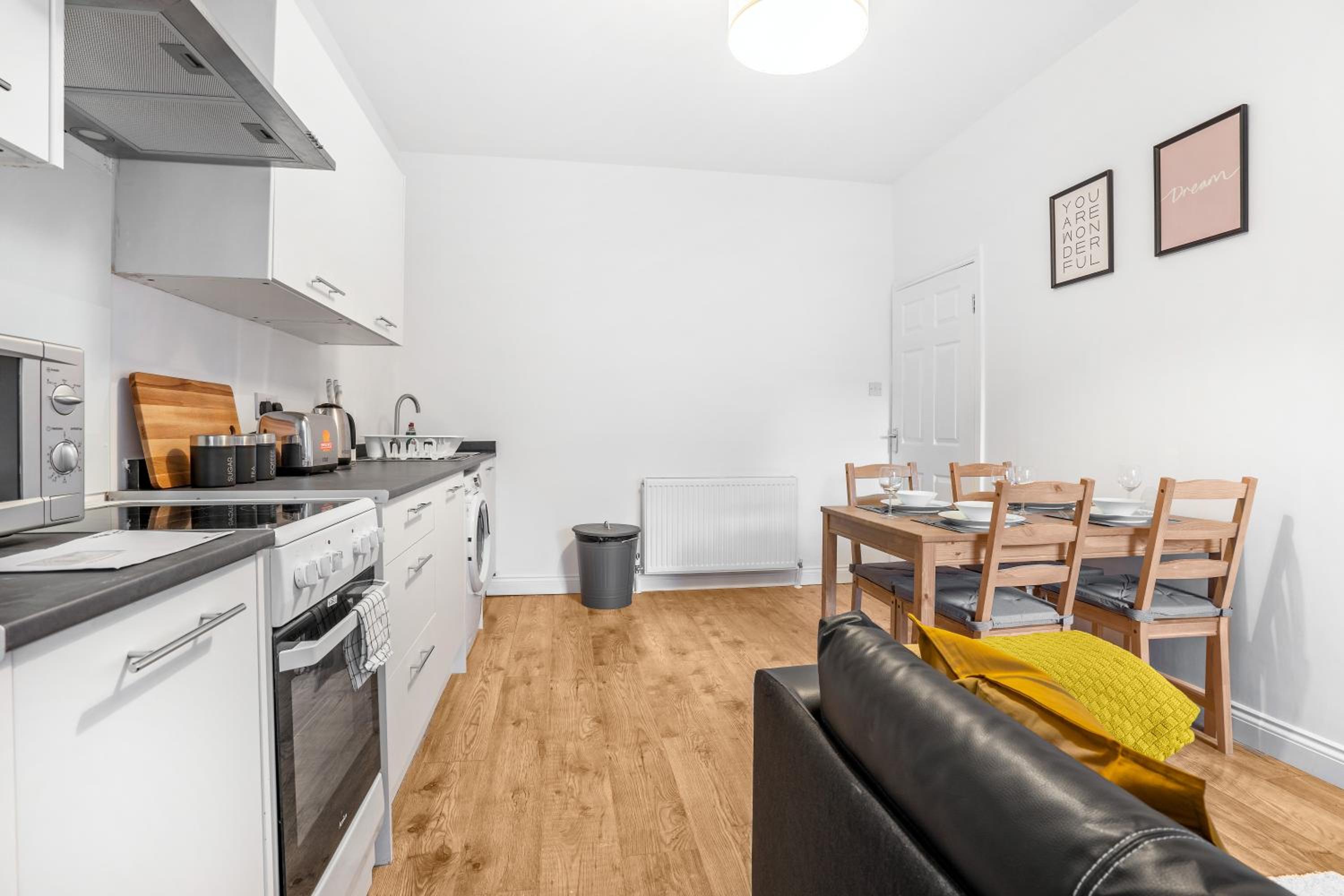 2 Bed-Ground Floor-Free Parking