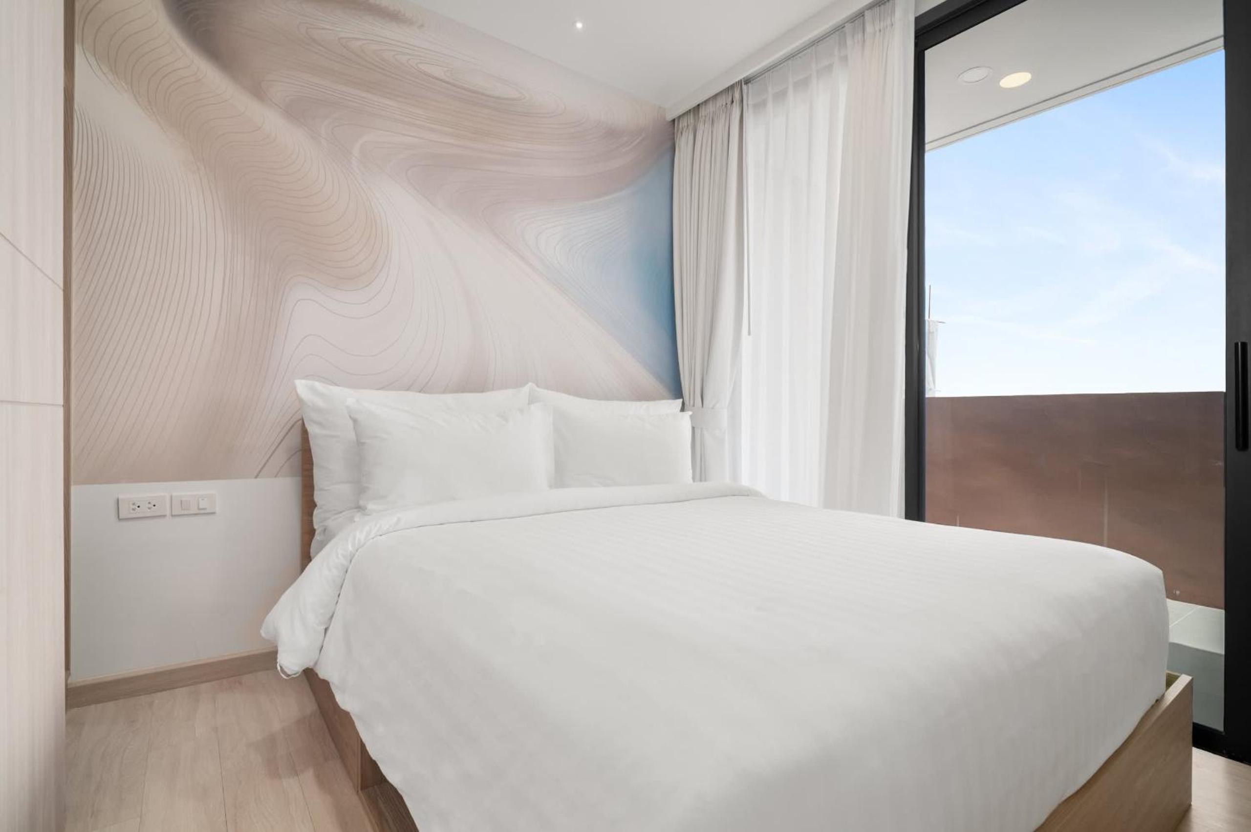 Skypark Aurora in Laguna by Banyan Living