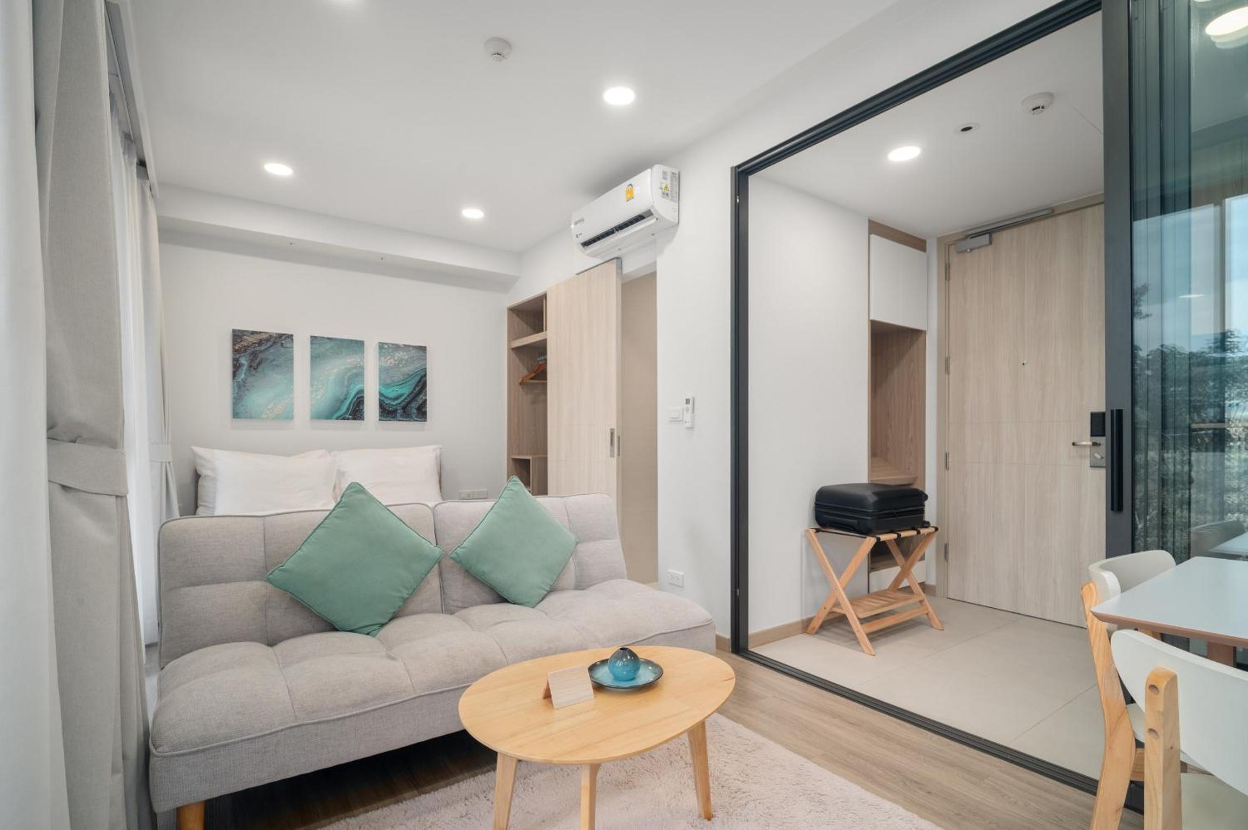 Skypark Aurora in Laguna by Banyan Living
