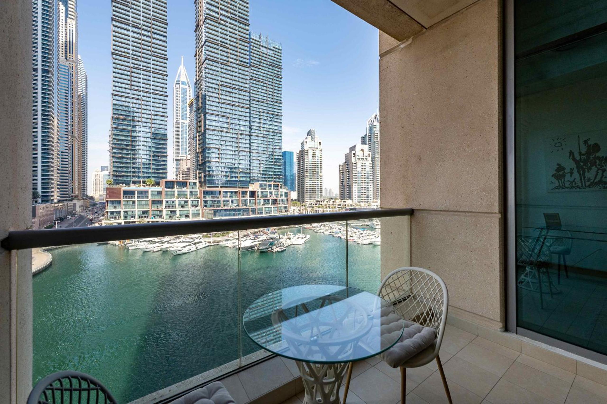 Iris Blue, Dubai Marina - Mint Stay