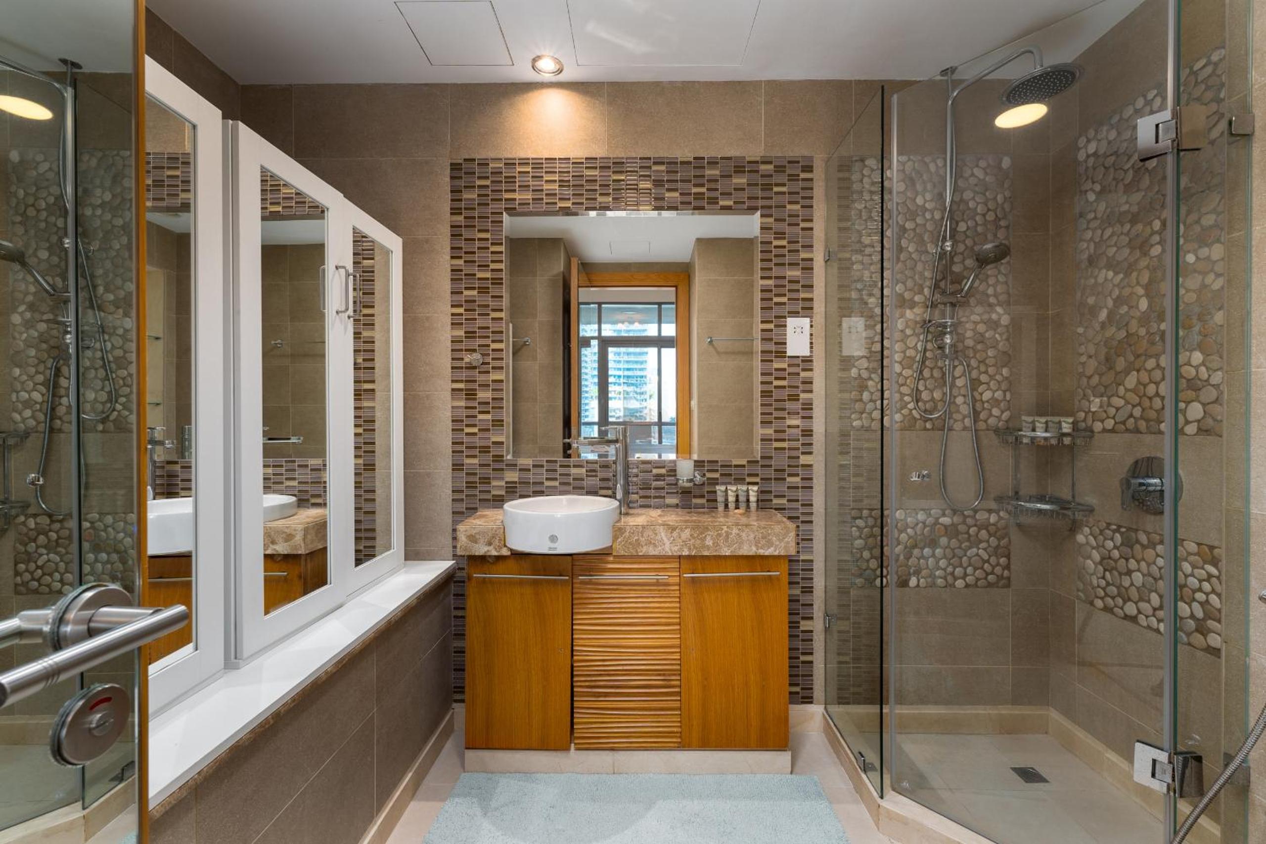 Iris Blue, Dubai Marina - Mint Stay