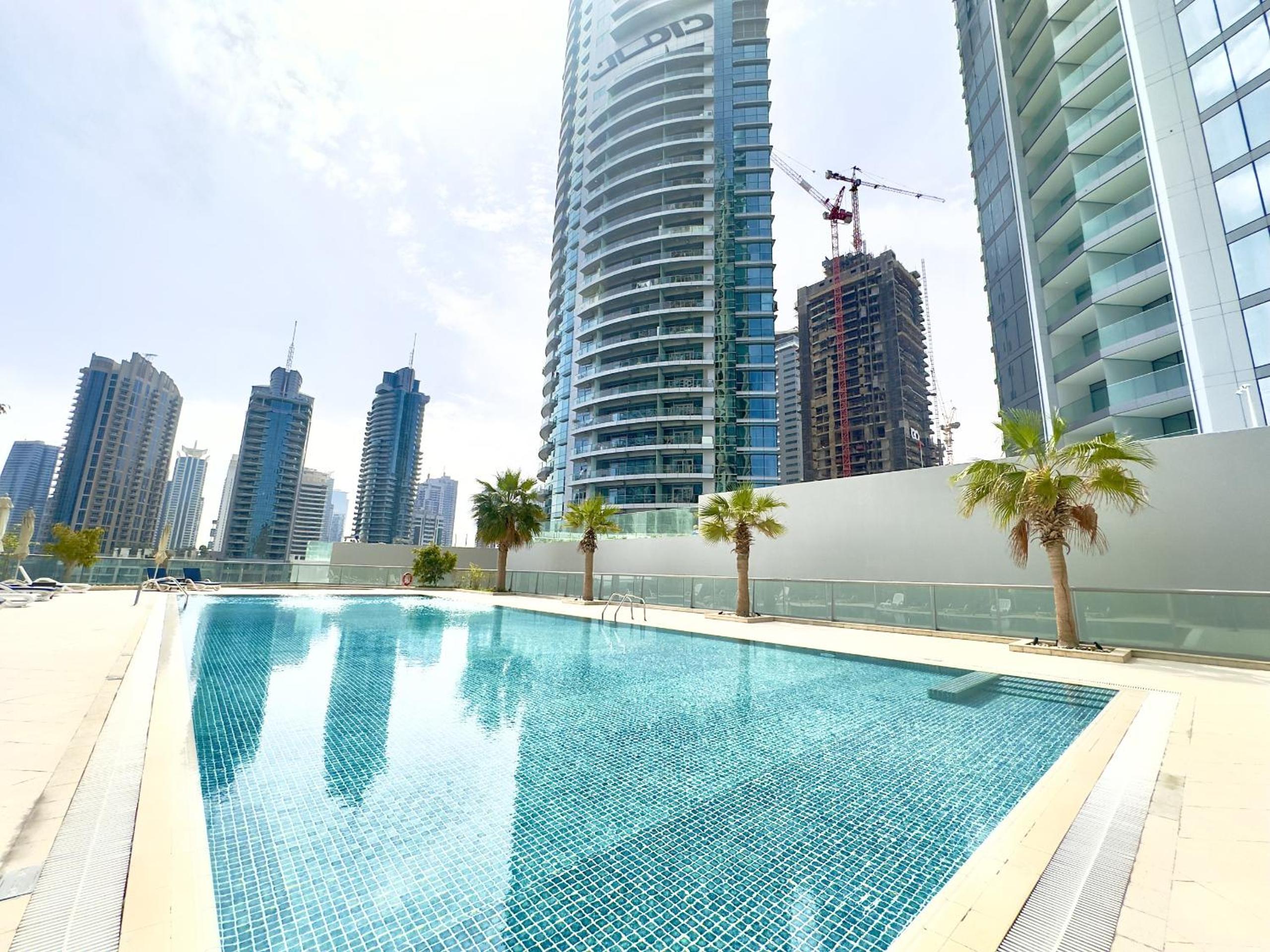 Iris Blue, Dubai Marina - Mint Stay