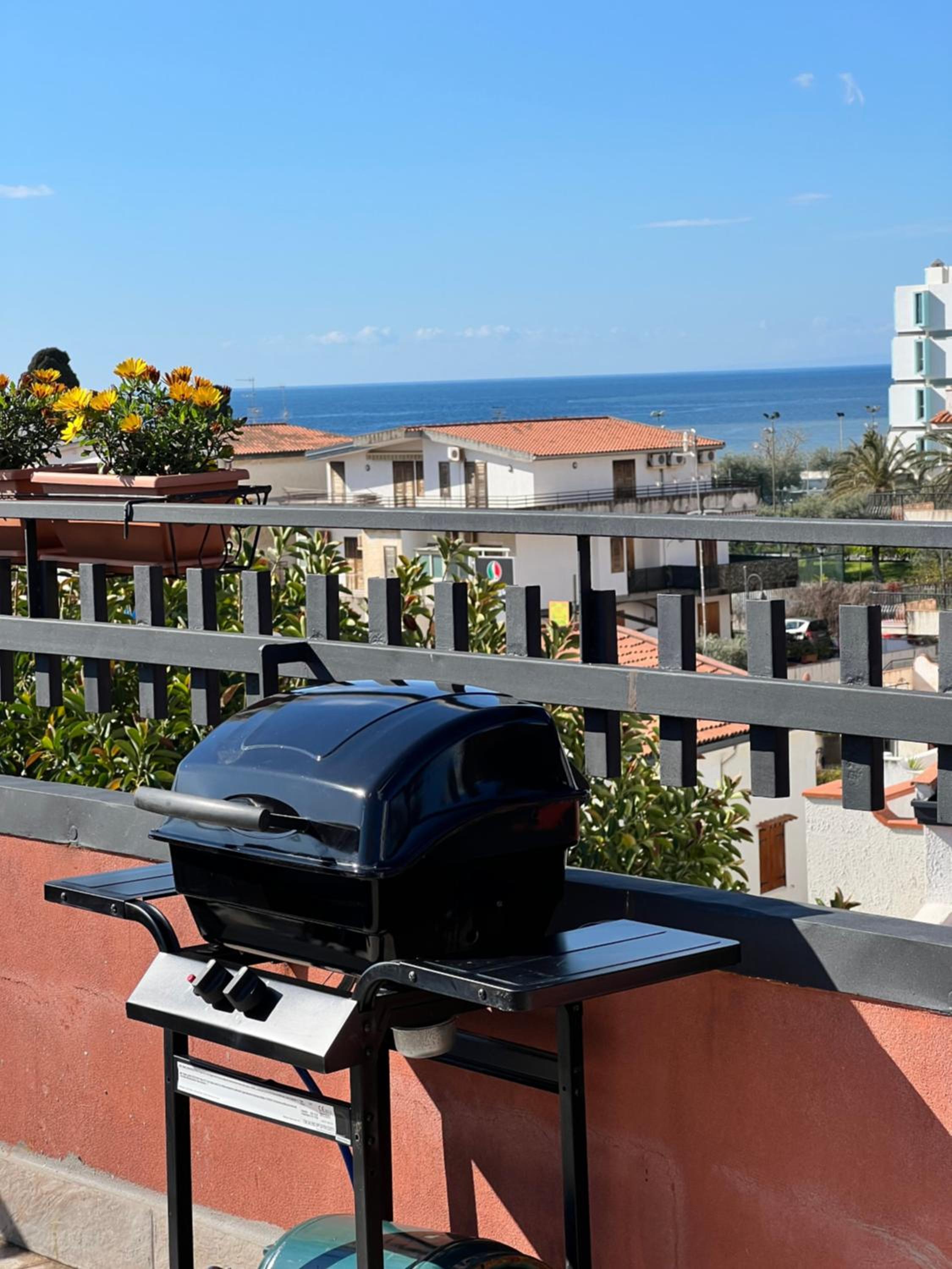 Sea View 2 Bedroom Vacation Apartment