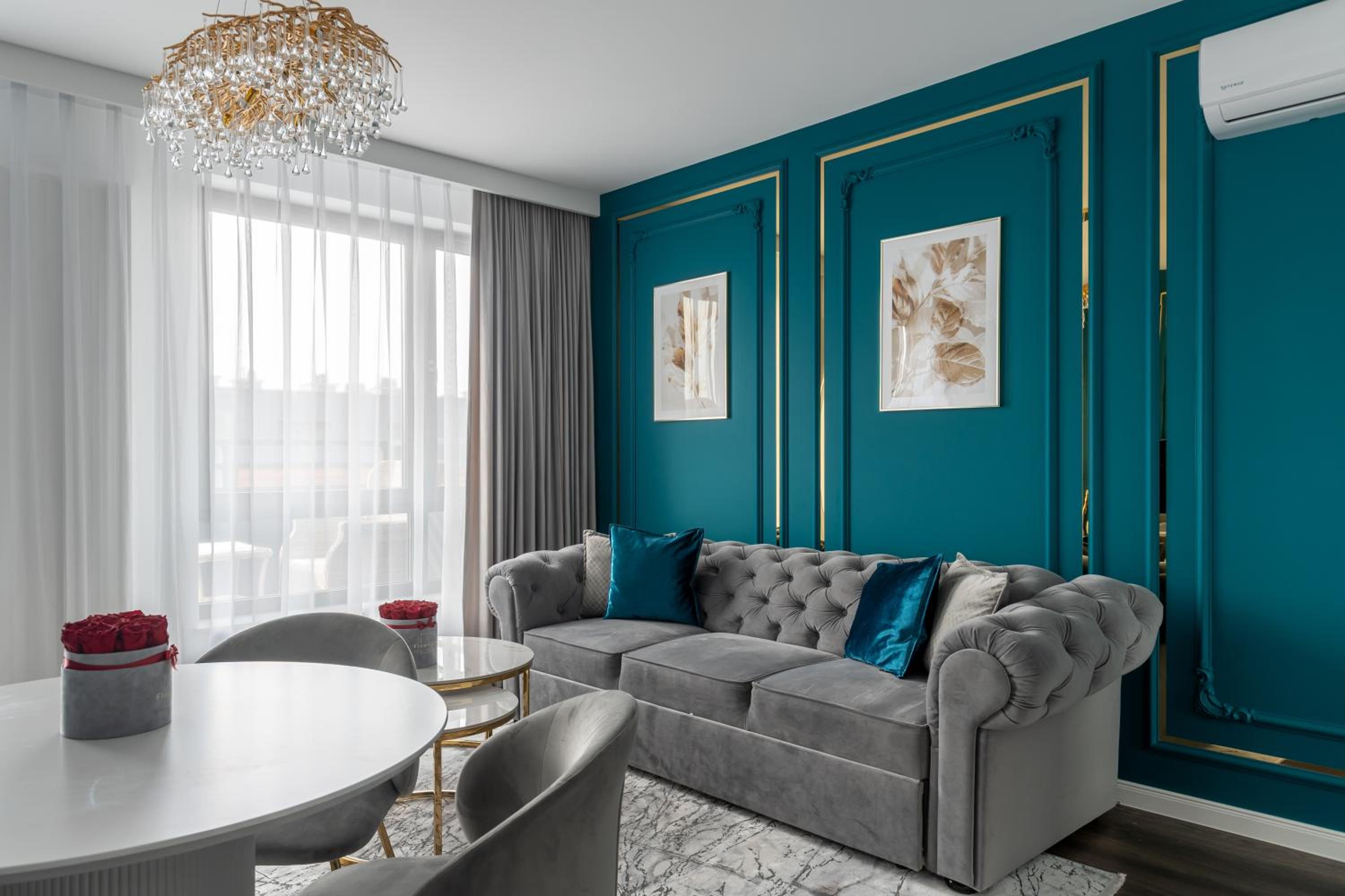 Gdańsk Old Town Scala F suites with Parking by Lion Apartments
