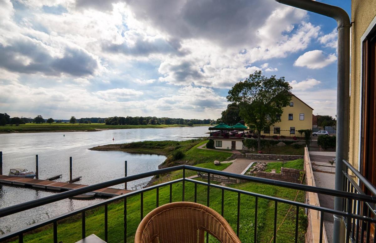 Elbterrassen zu Brambach