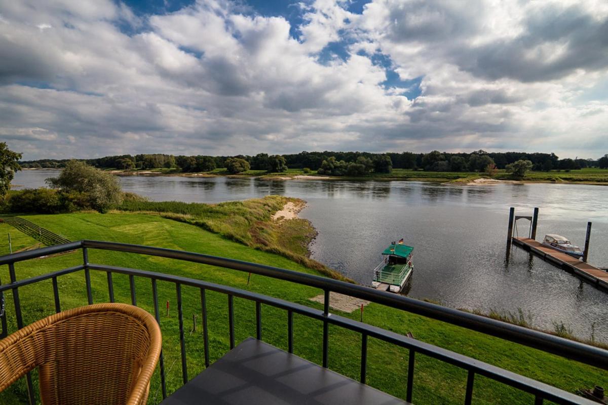 Elbterrassen zu Brambach