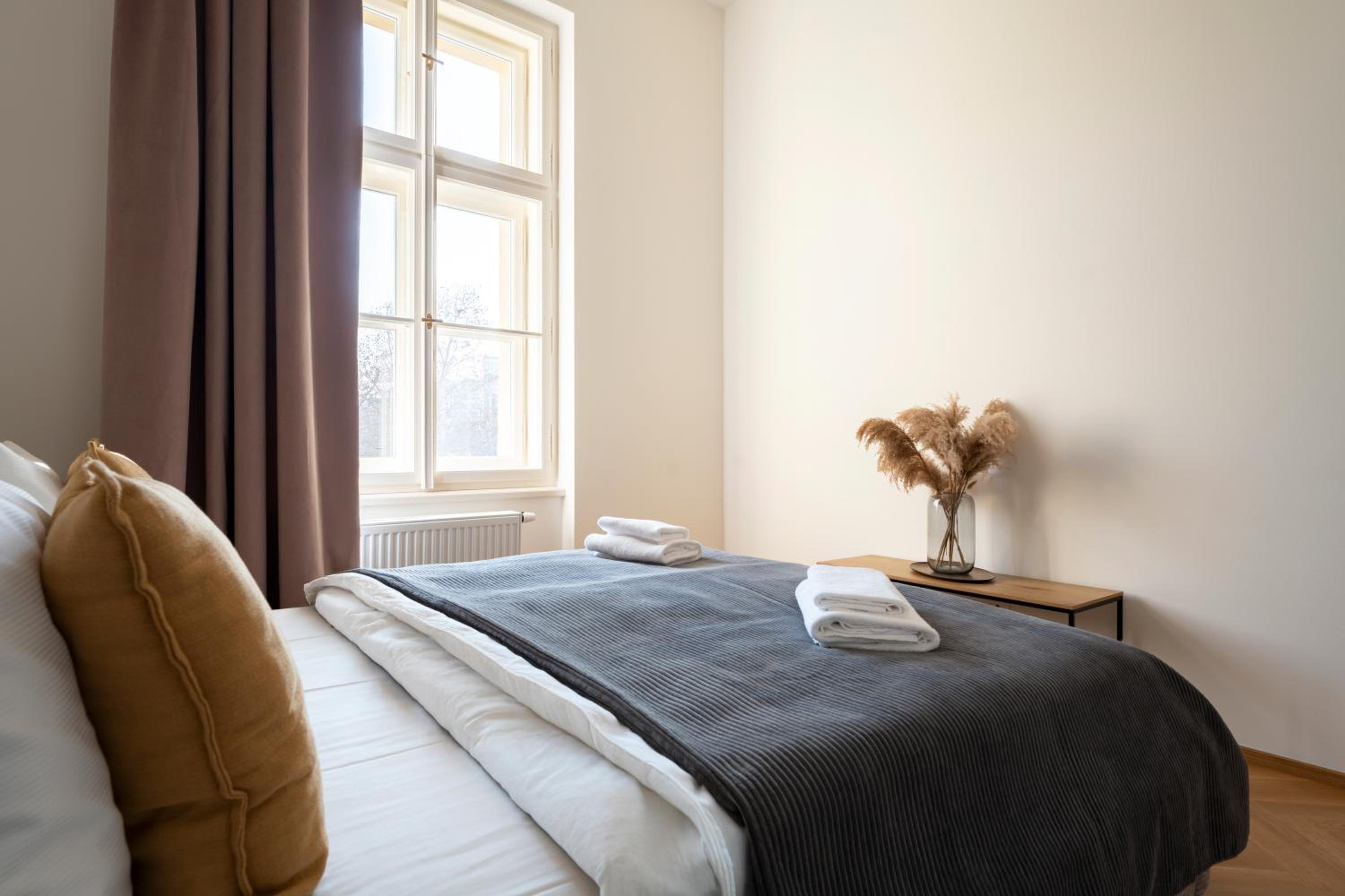 Visit Oomph Apartments