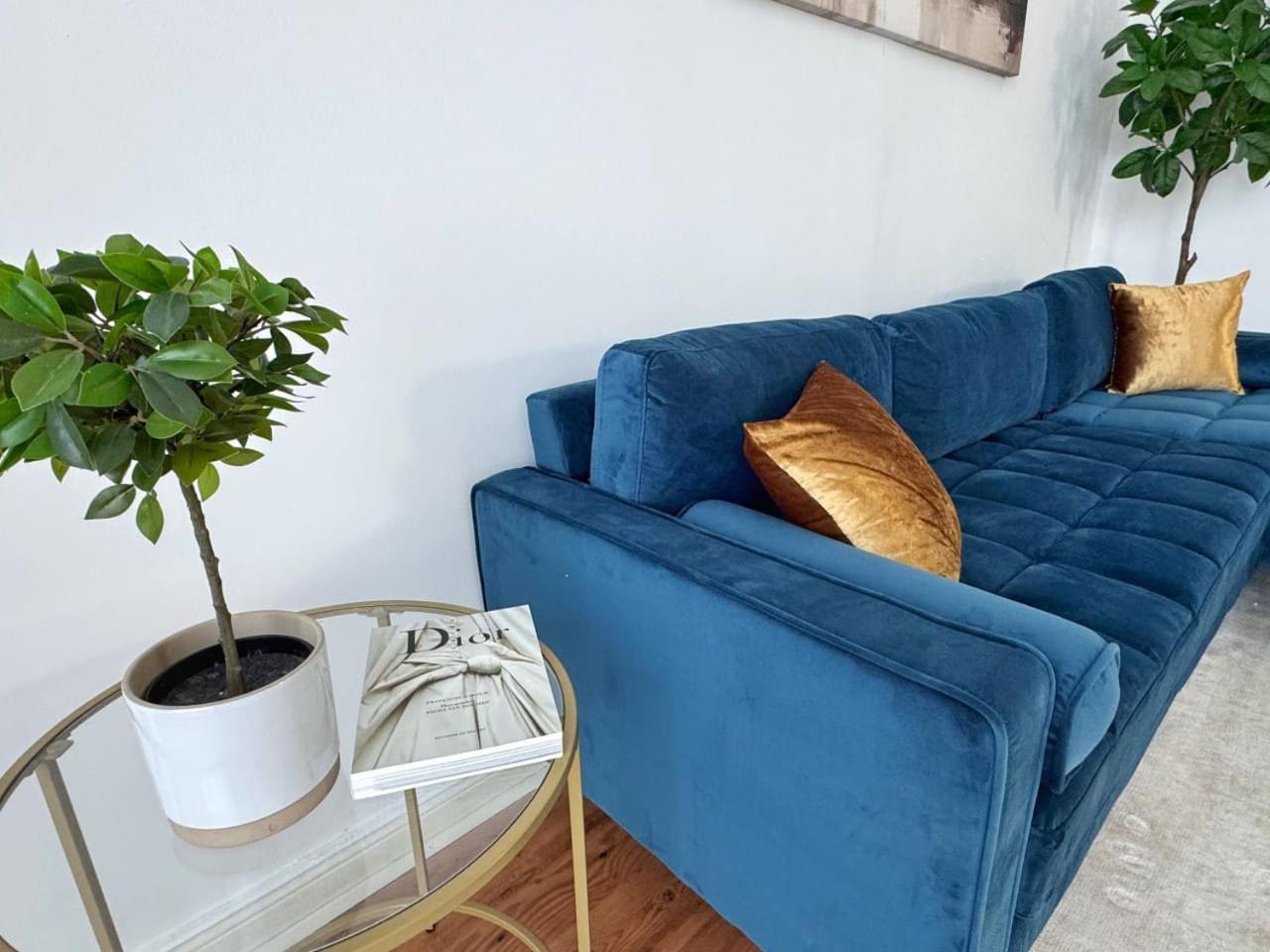 HolidayHome Apartments l Luxury Private Room in Prenzlauer Berg