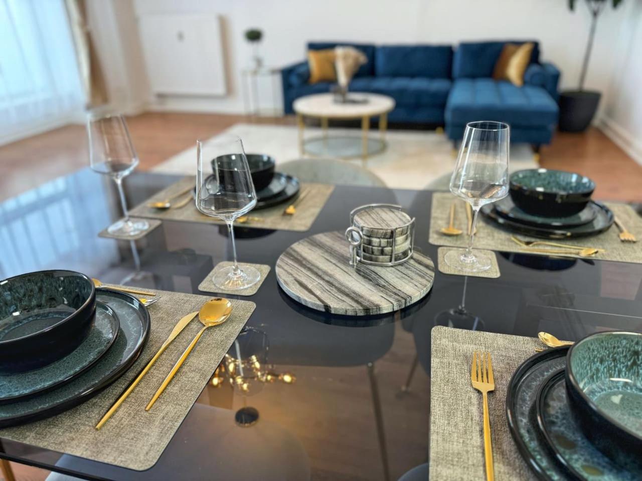 HolidayHome Apartments l Luxury Prvate Room in BER-Prenzlauer Berg