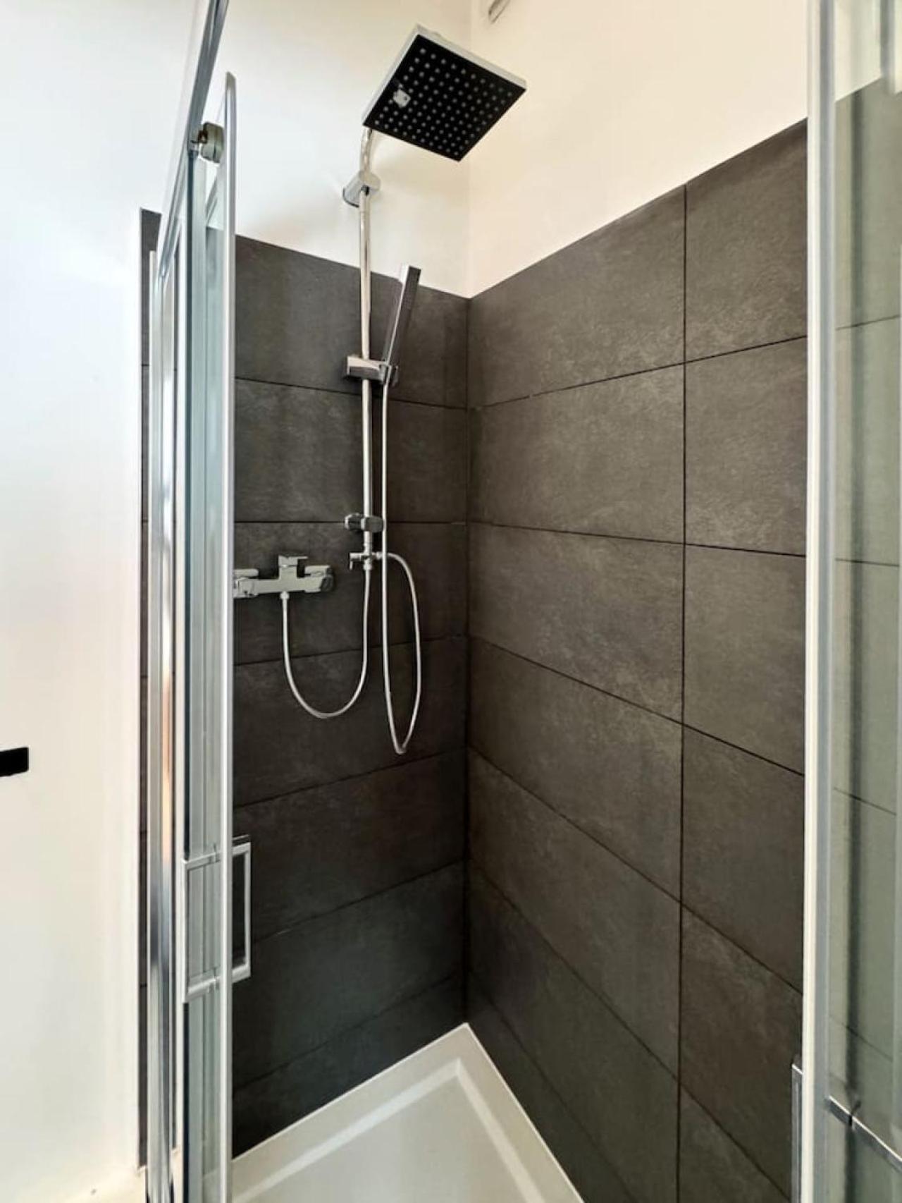 HolidayHome Apartments l Luxury Prvate Room in BER-Prenzlauer Berg