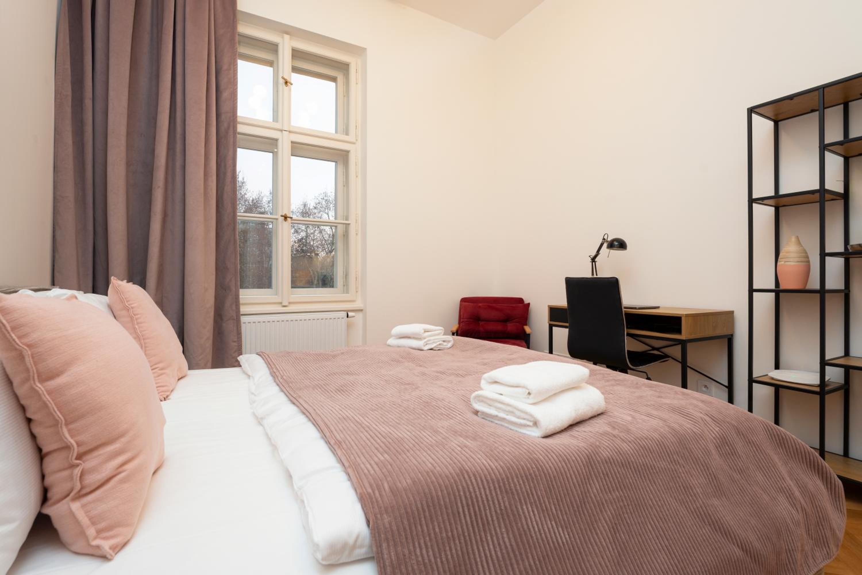 Visit Oomph Apartments