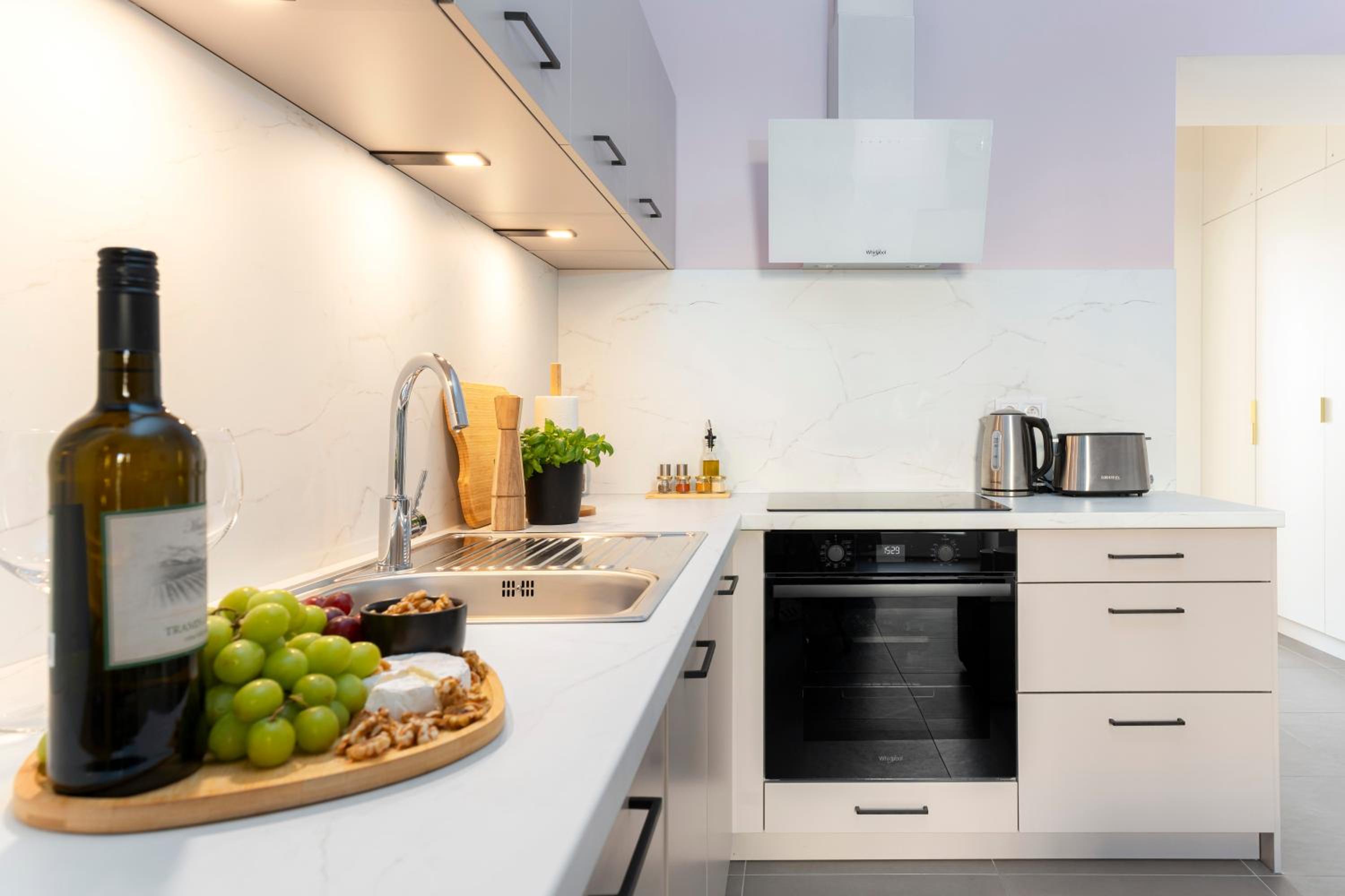 Visit Oomph Apartments