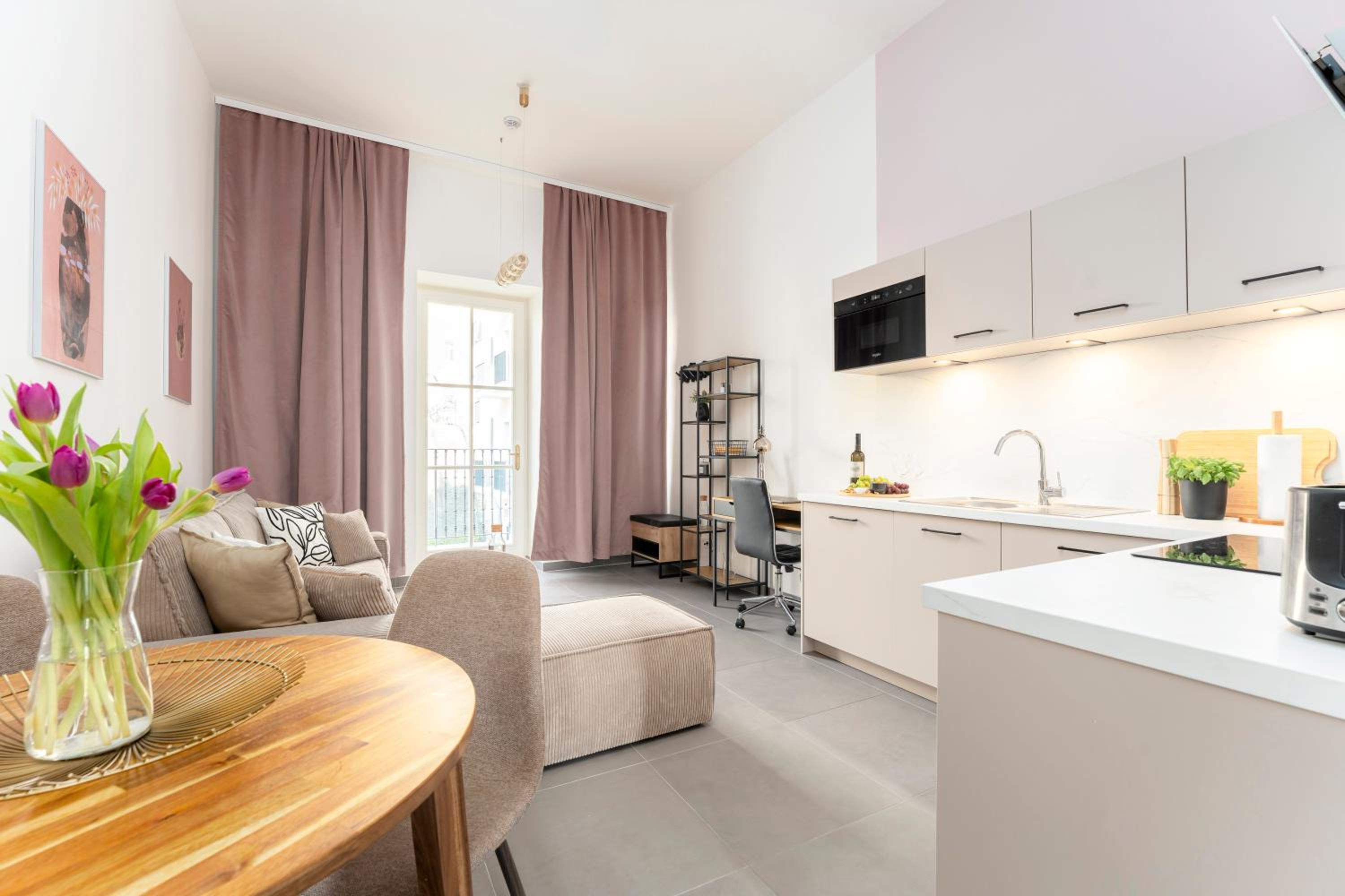 Visit Oomph Apartments