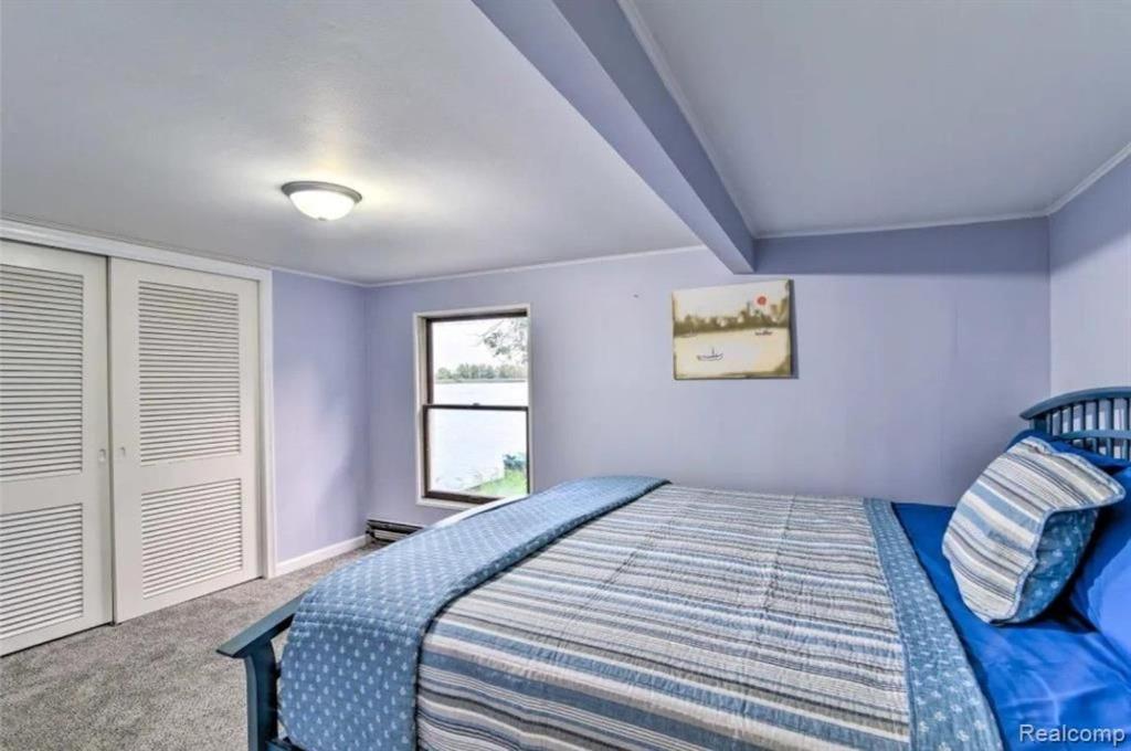 Lakefront Paradise with 7 beds - Fishing - Swimming