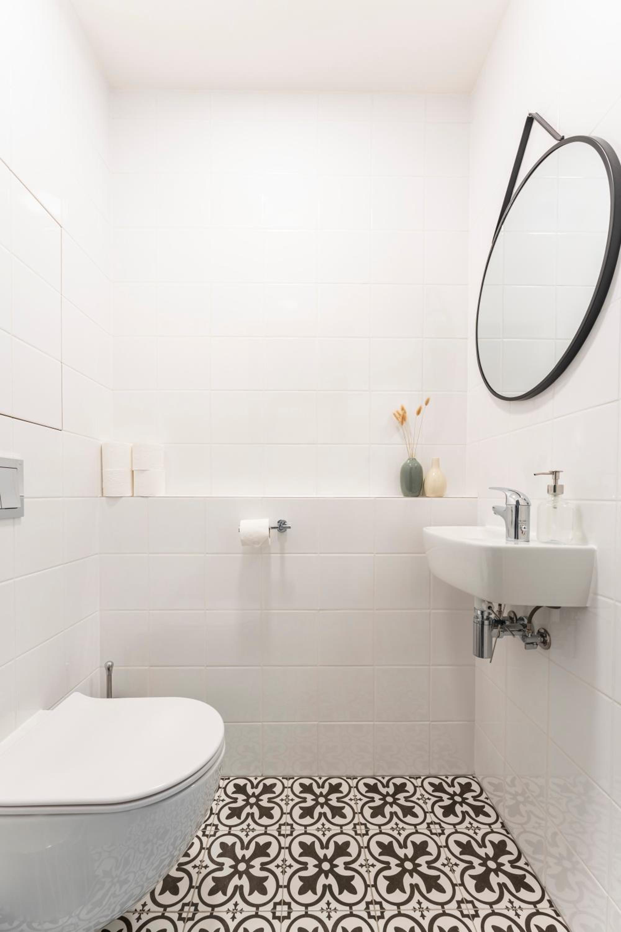 Visit Oomph Apartments