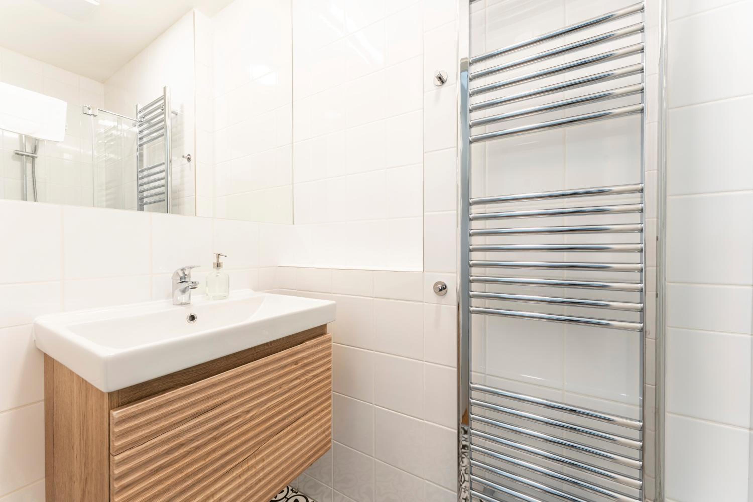 Visit Oomph Apartments