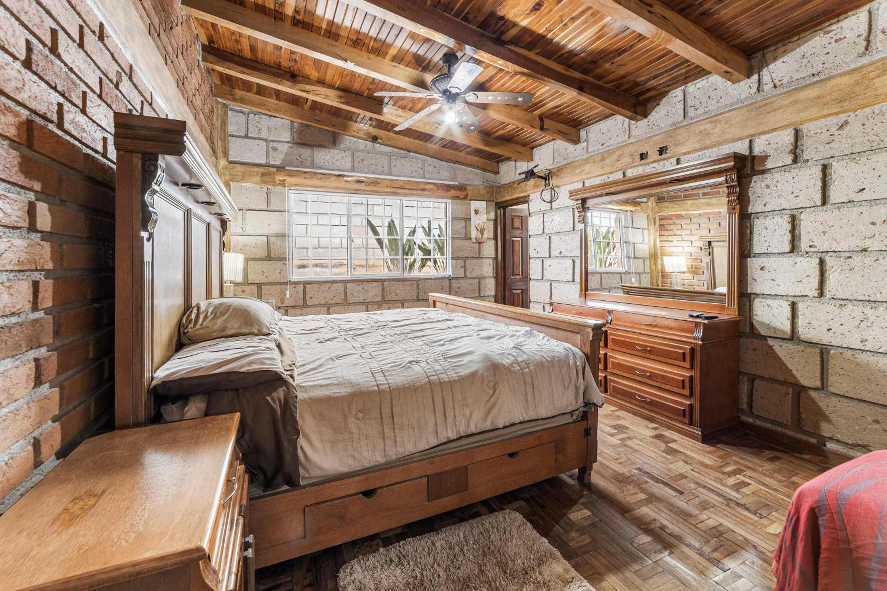 Family Chalet in Villa Vicente 4 Bedrooms