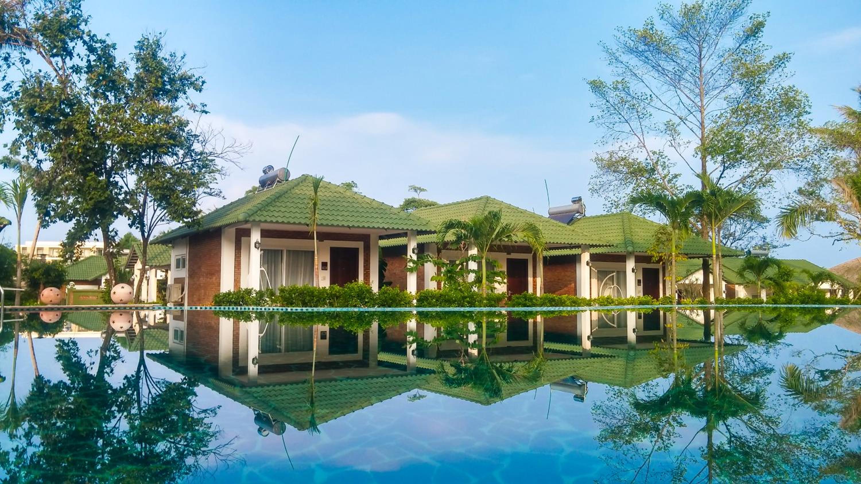 Famiana Green Villa - Complimentary Airport Shuttle