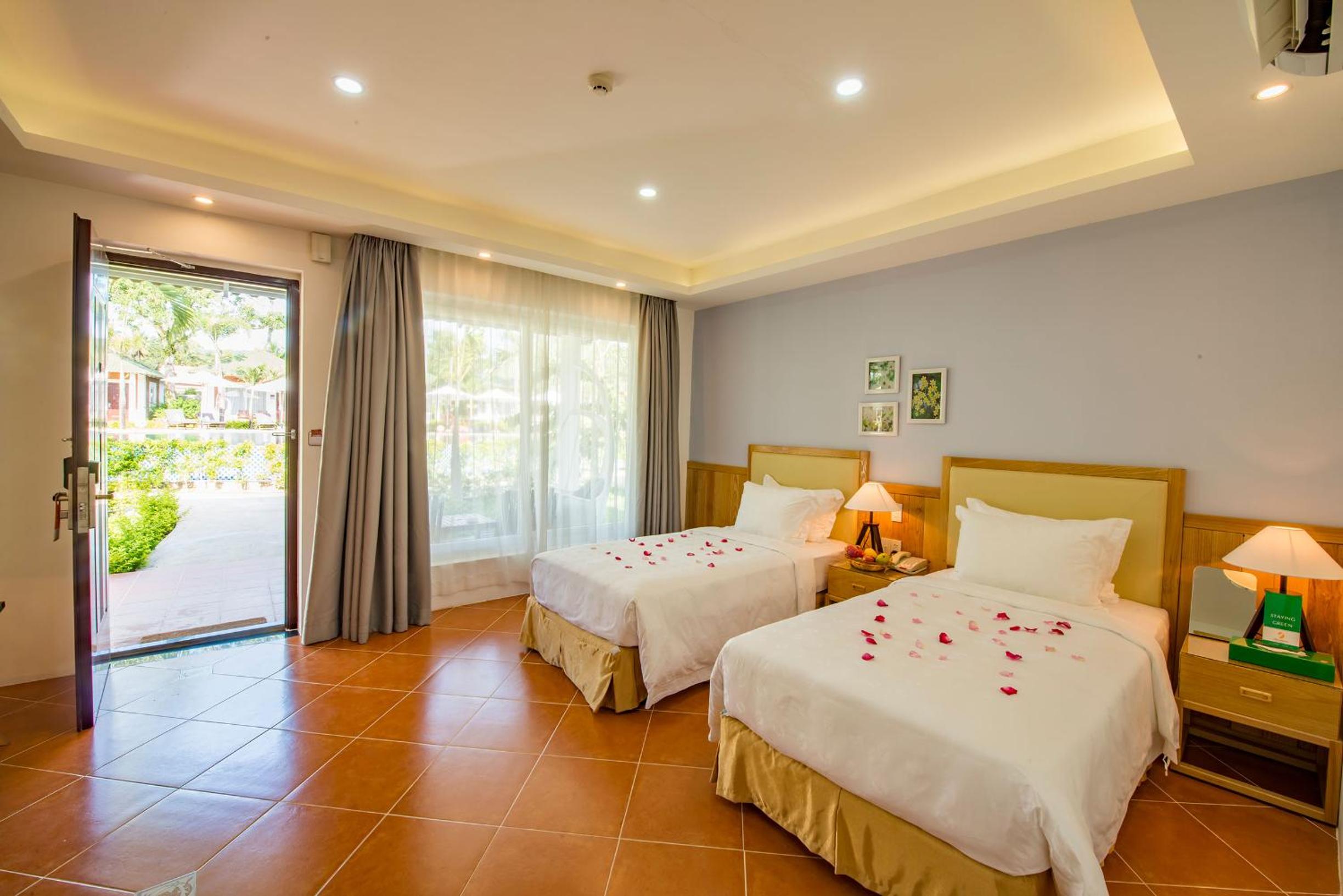 Famiana Green Villa - Complimentary Airport Shuttle