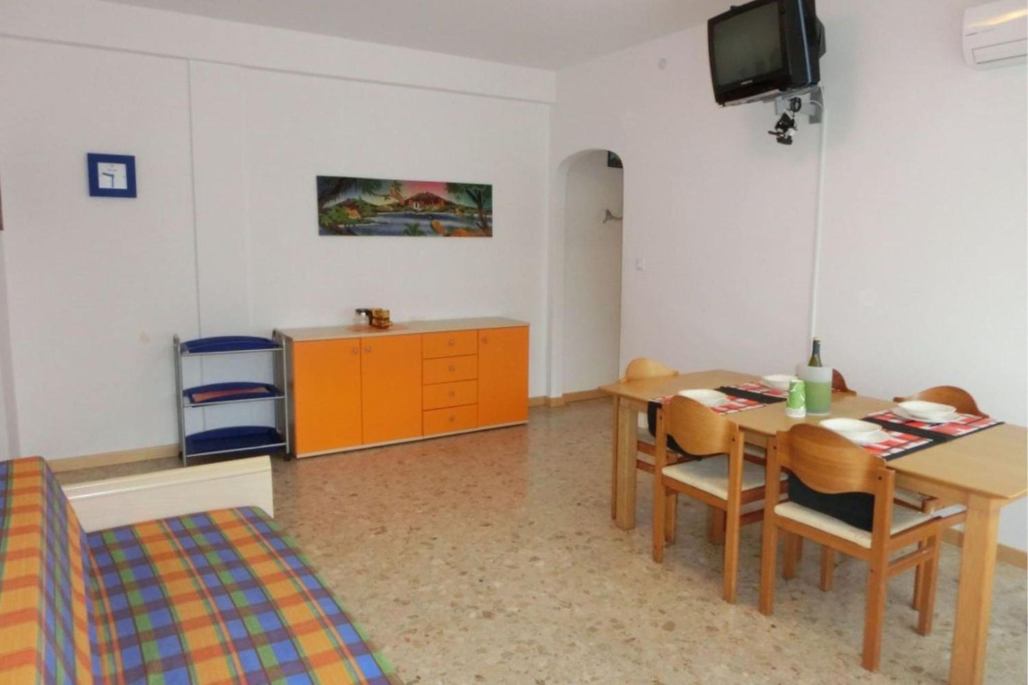City center apartment walk to sea