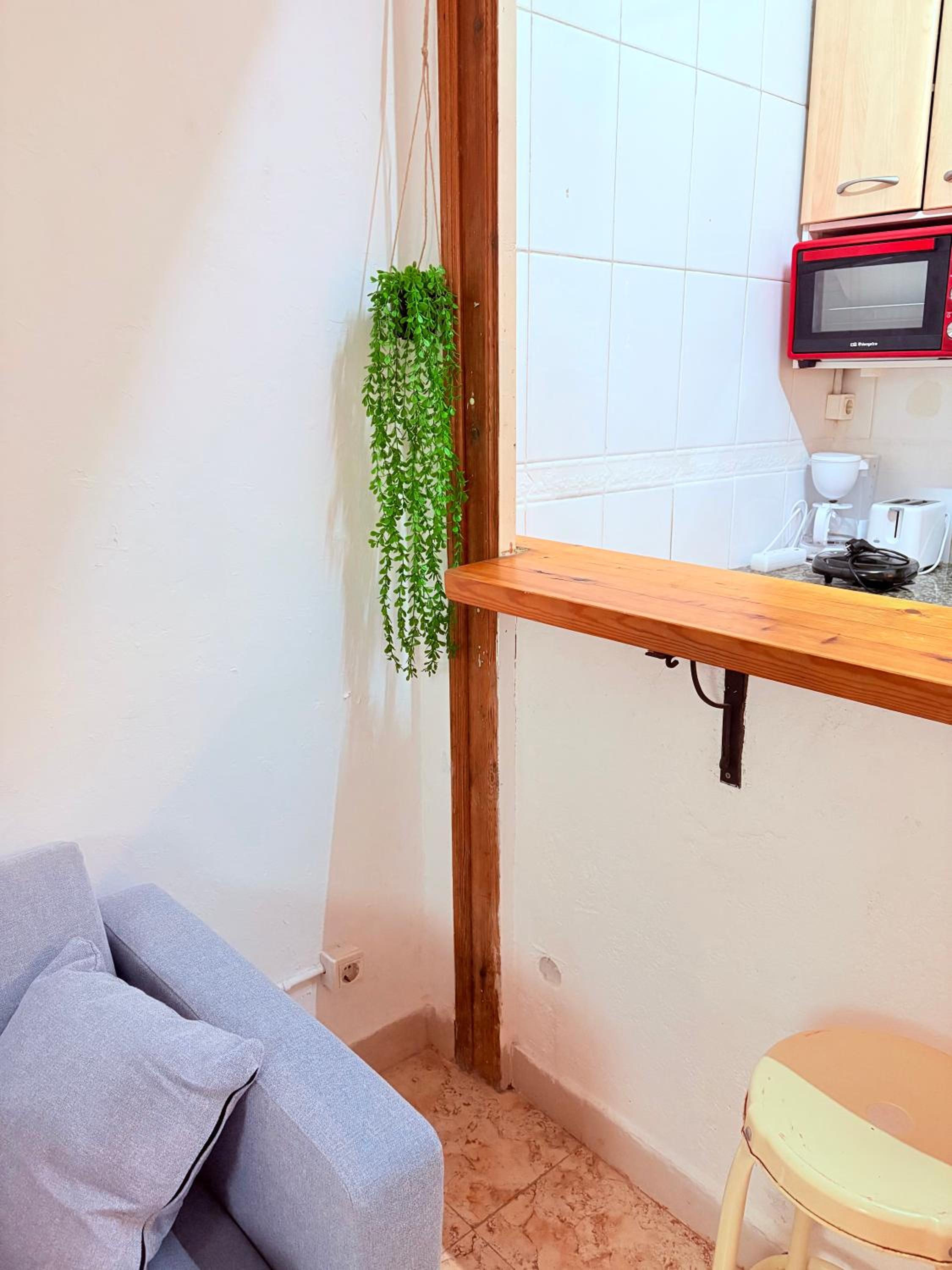 Amazing and stylish flat for 4 people with breakfast included 2 blocks away from Poblenou beach