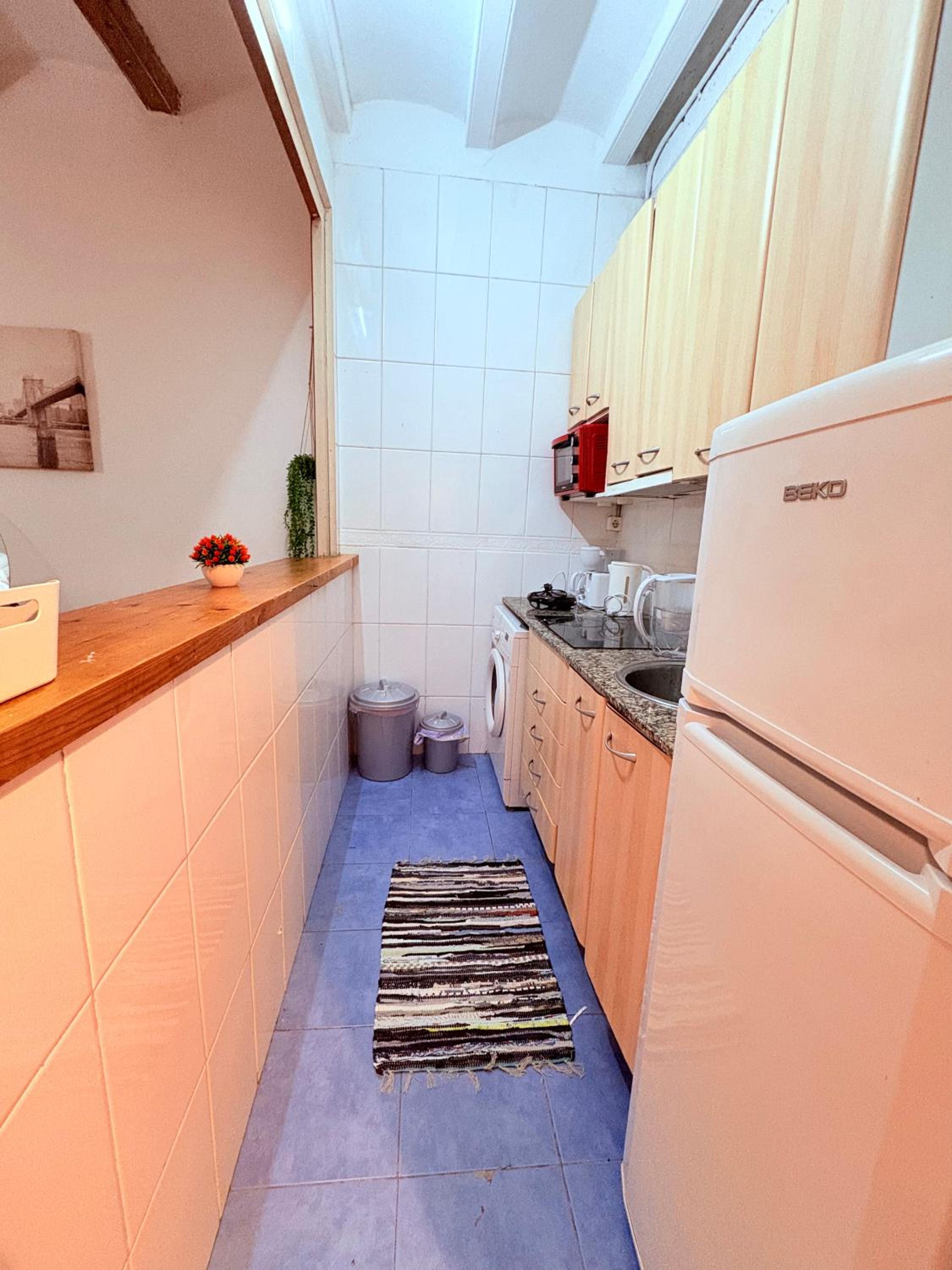 Amazing and stylish flat for 4 people with breakfast included 2 blocks away from Poblenou beach