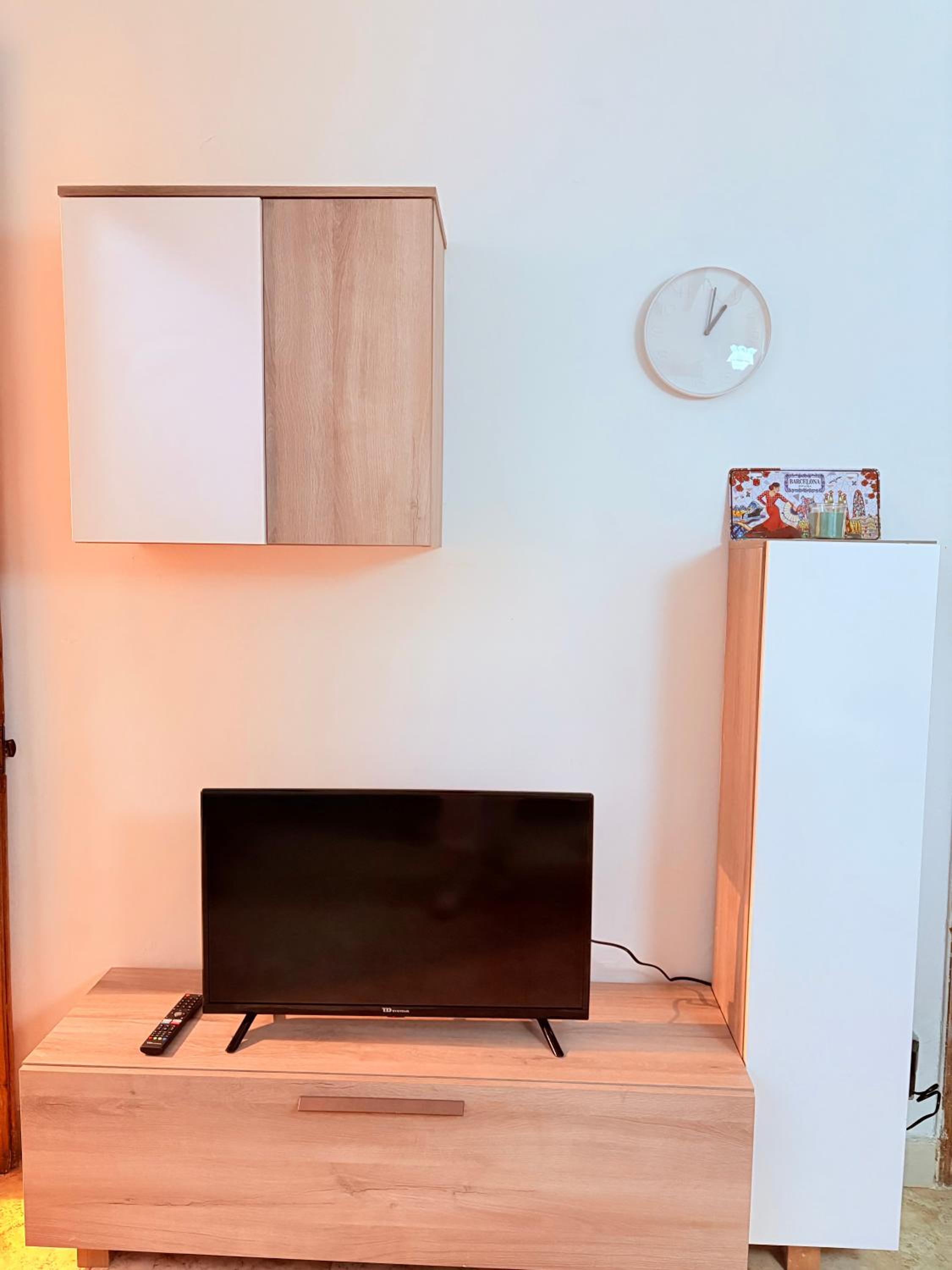 Amazing and stylish flat for 4 people with breakfast included 2 blocks away from Poblenou beach