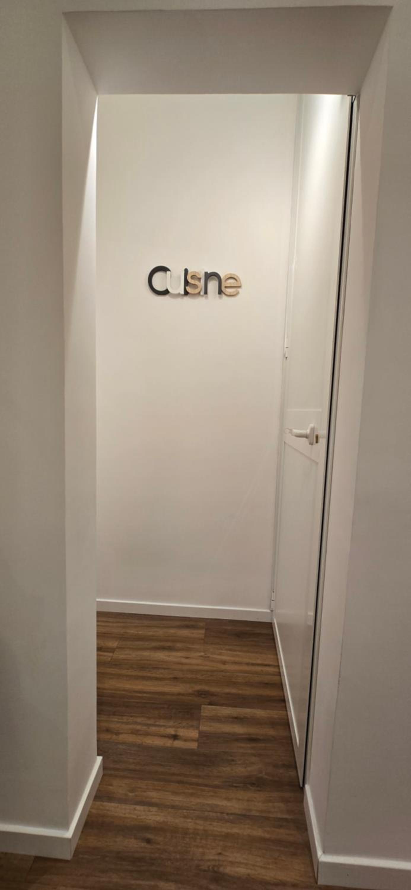 Rooms And Comfort Apartment