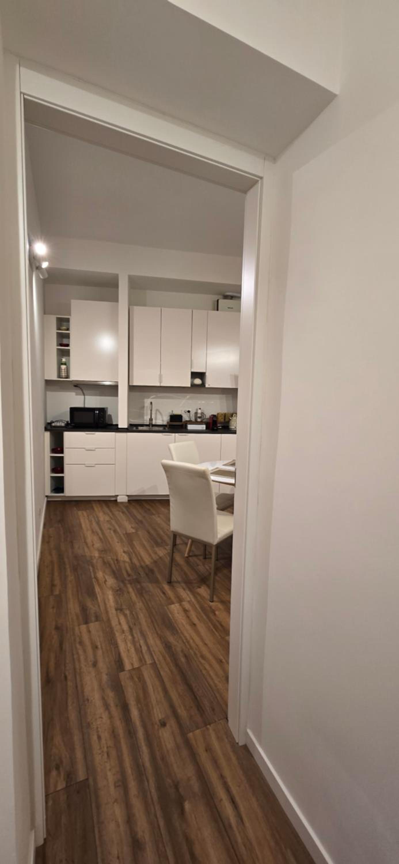 Rooms And Comfort Apartment
