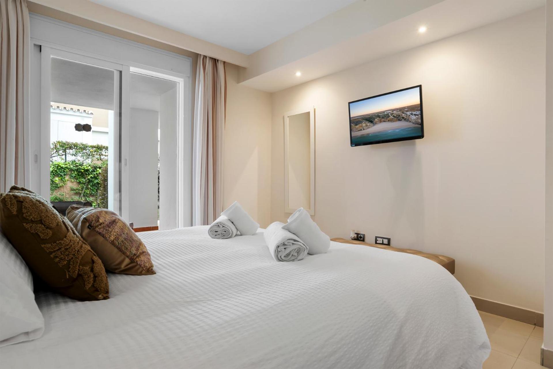 Cortijo Del Mar Resort 2 Bed Apartment Sleeps up to 5