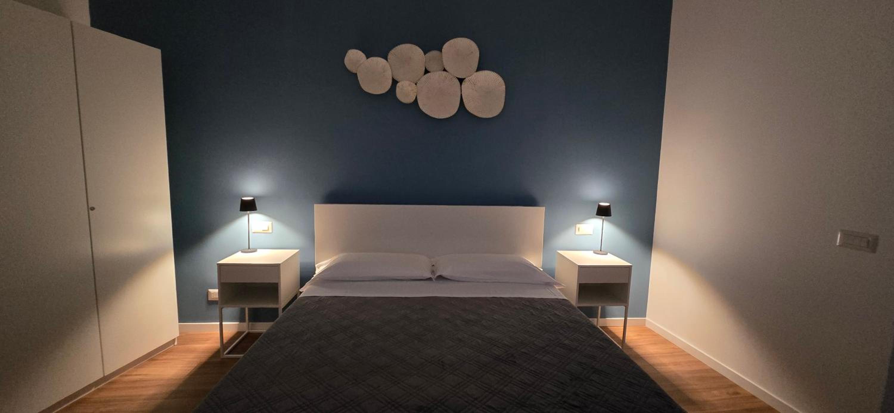 Rooms And Comfort Apartment
