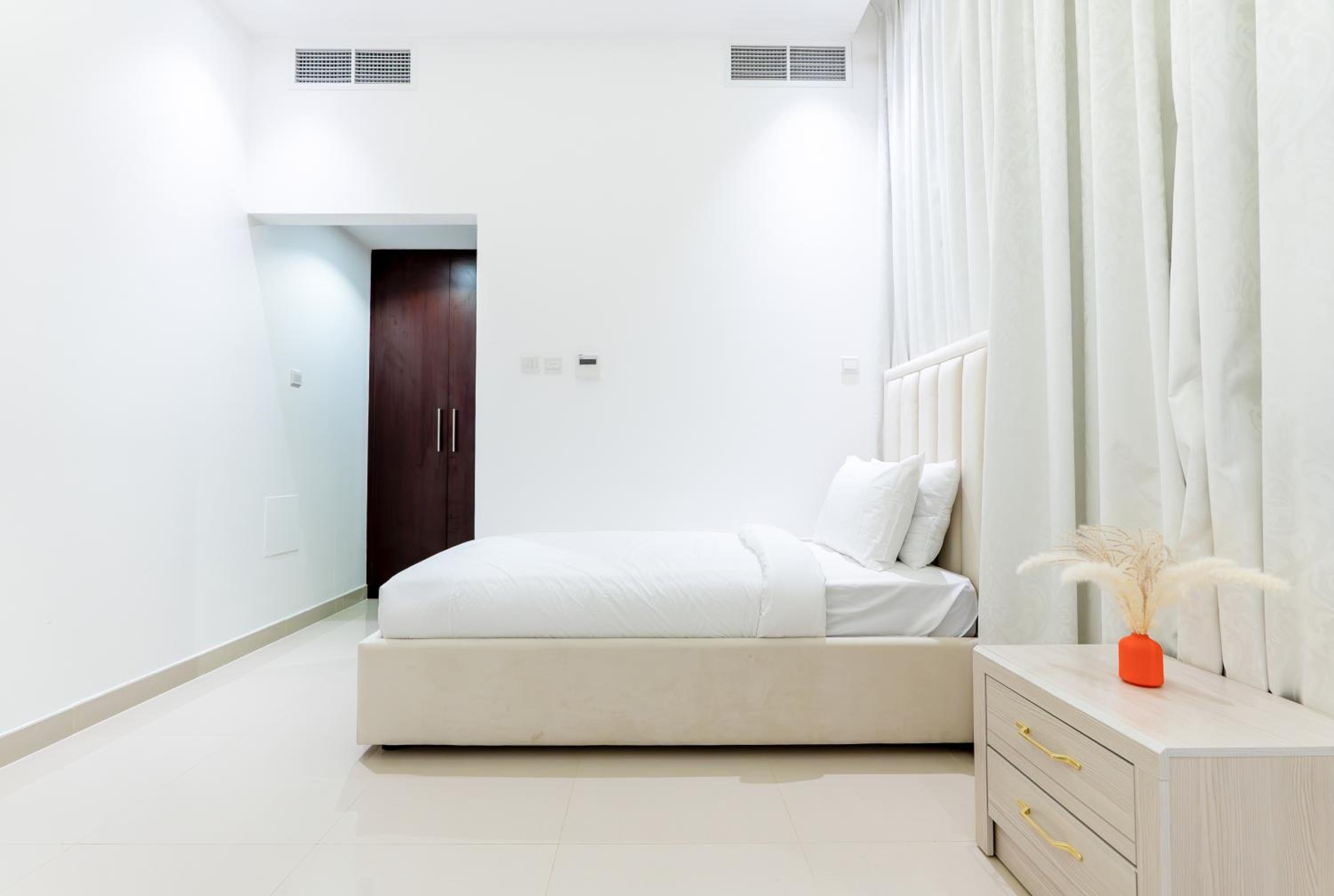 Al Dana Vitamin Sea Villa