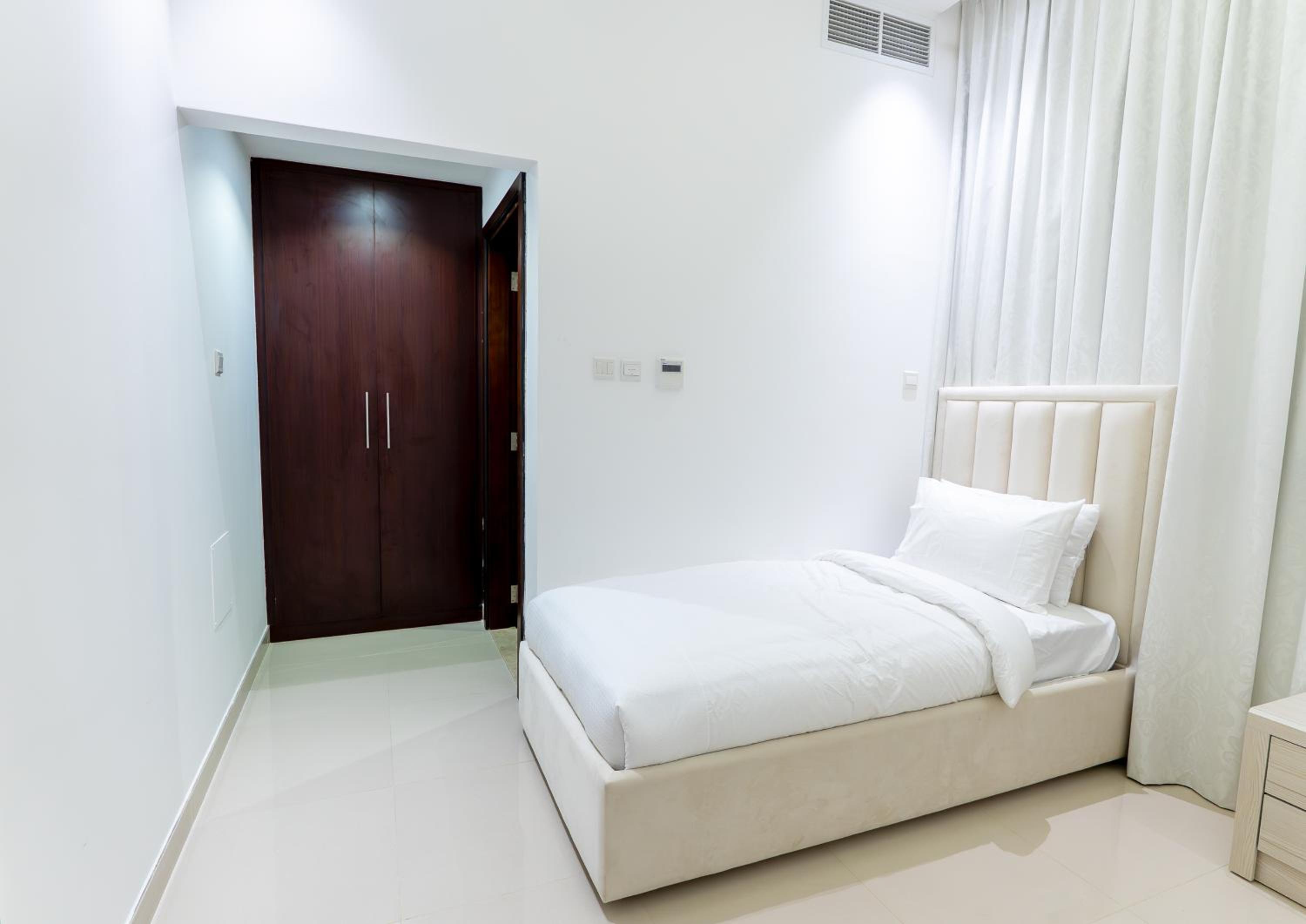 Al Dana Vitamin Sea Villa