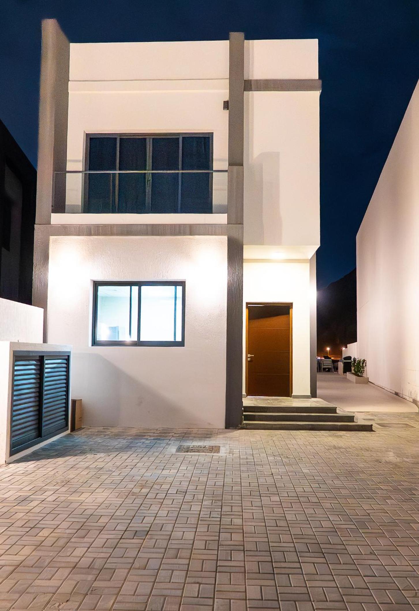 Al Dana Vitamin Sea Villa