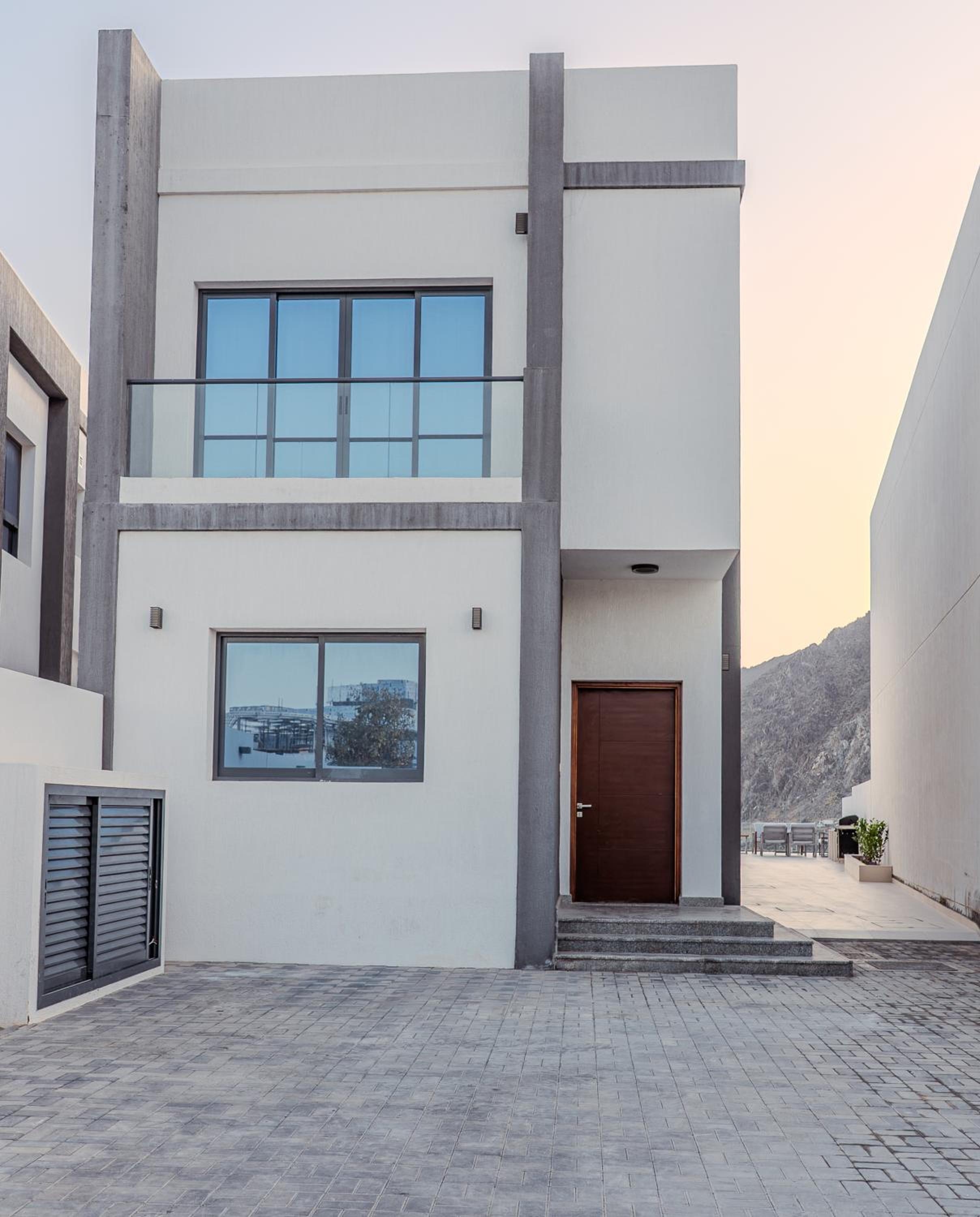 Al Dana Vitamin Sea Villa