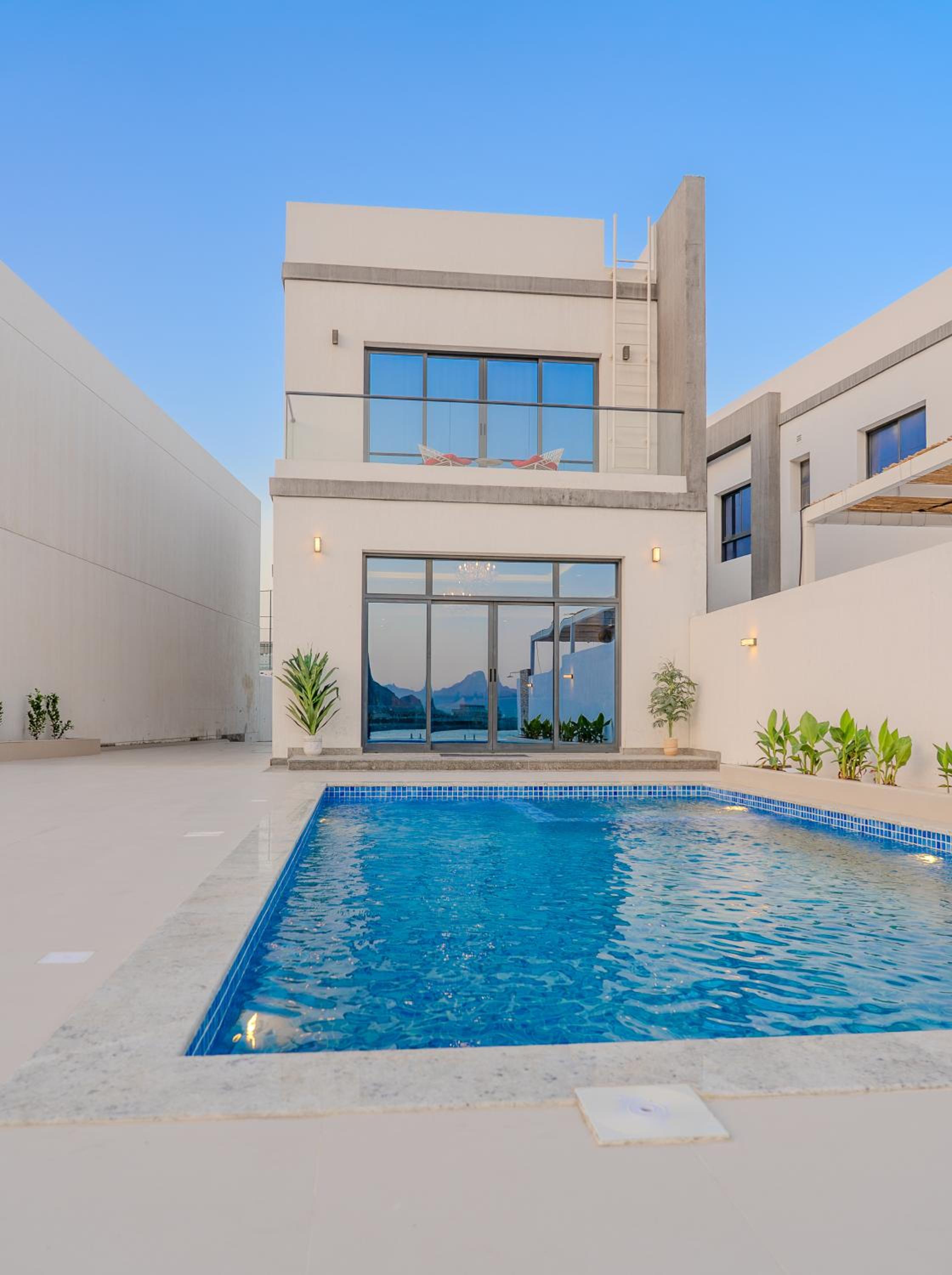 Al Dana Vitamin Sea Villa